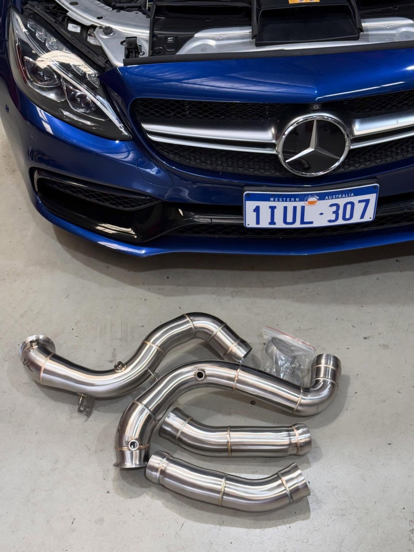 💥 C63s in for a Stage 2 calibration 💥 

- Catless Downpipes
- BMC Panel Filters
- NGK Spark Plugs
- New Ignition Coils

Results:
~540whp/875NM

Significant gains across the entire rev range with improved throttle mapping and mid-range torque delive