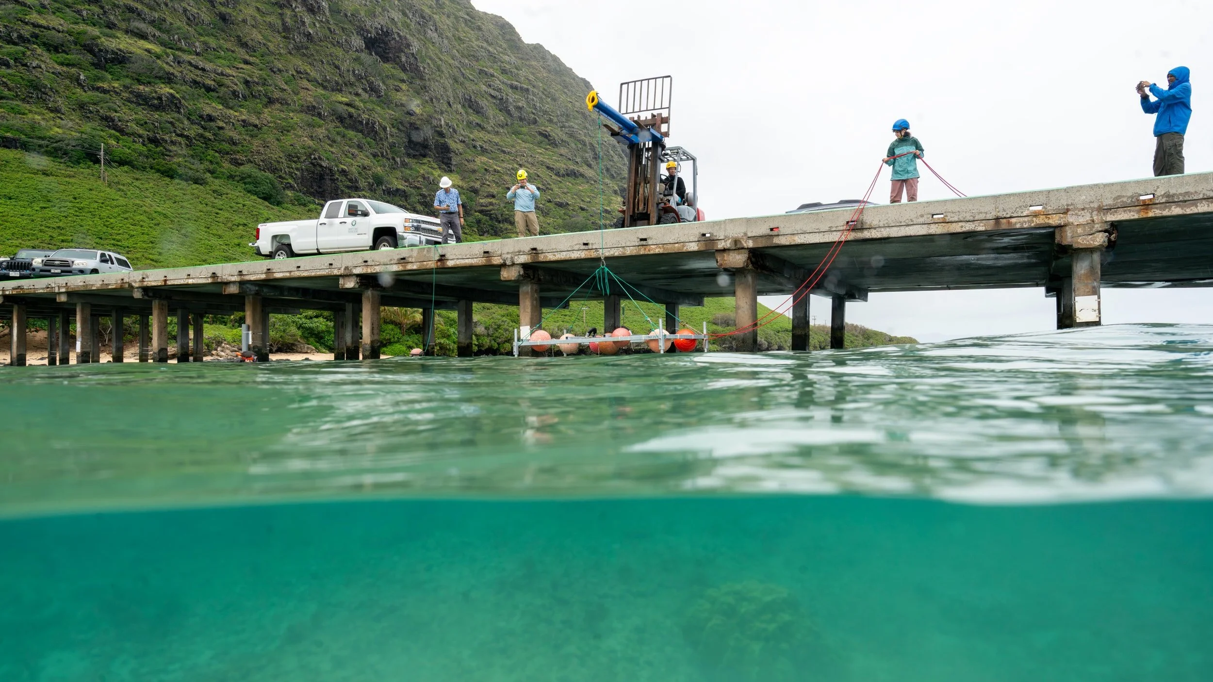 Wave Energy Deployment Off Oʻahu Advances Renewable Ocean Energy Research