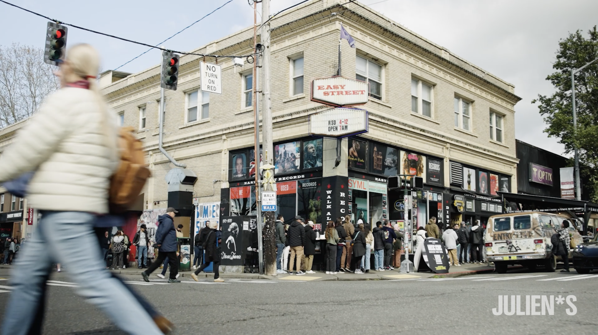 Julien*s Auctions - Melvan