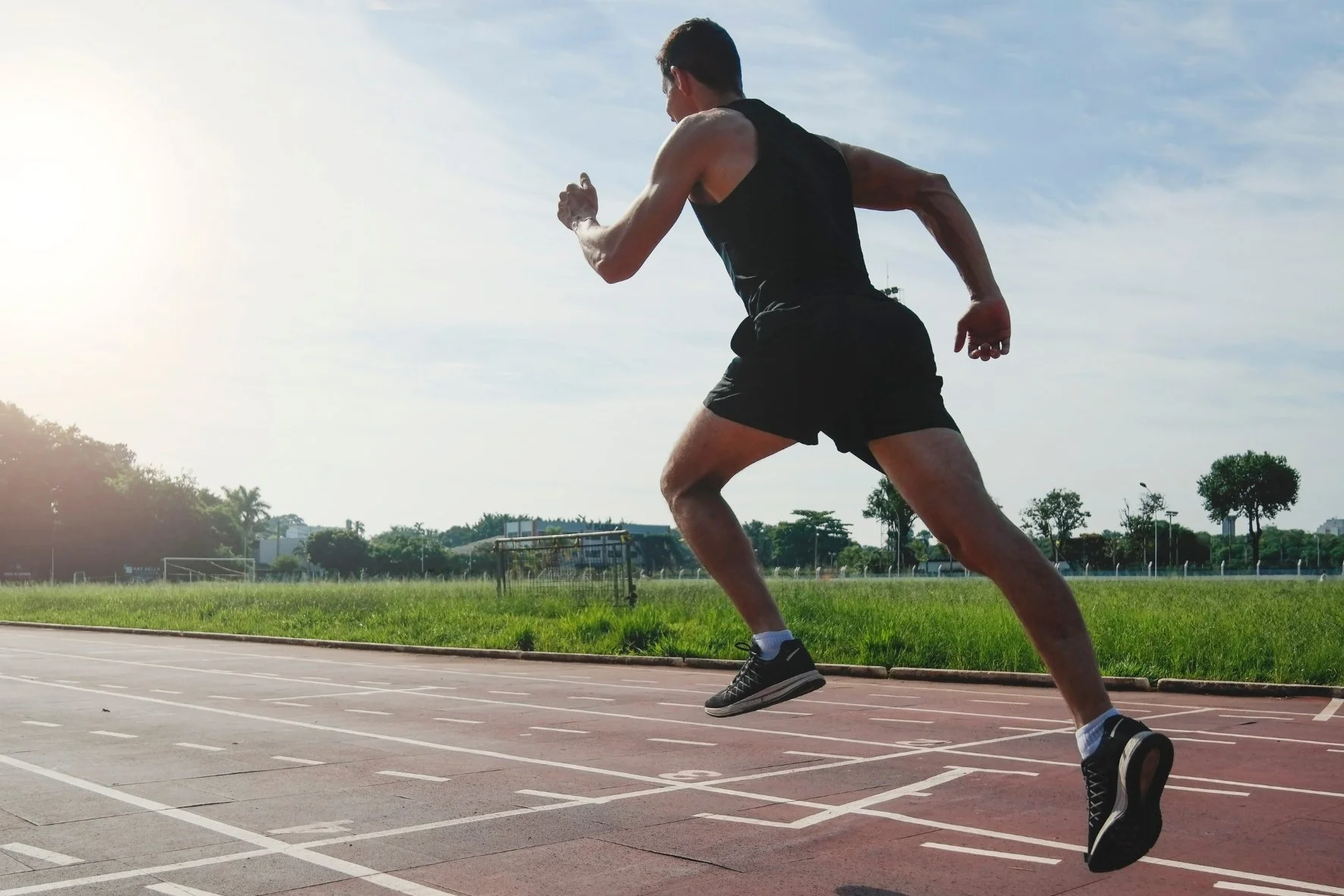 Rendimiento Deportivo y Salud Cardiovascular: Por qué tu boca es el "motor" de tu cuerpo.