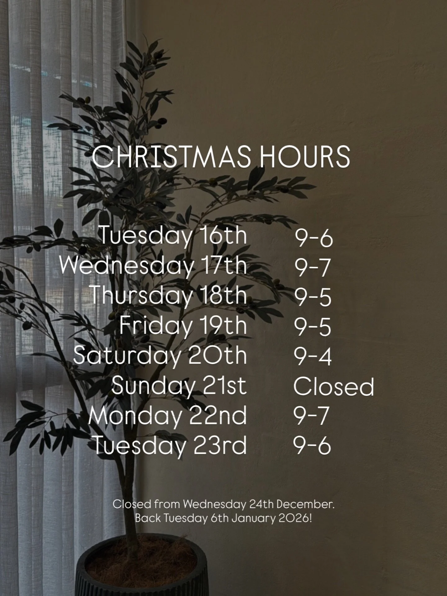 It&rsquo;s beginning to look a lot like CHAOS 🤣 

We will be closed from Wednesday 24th December and reopening on Tuesday 6th of January 🤎