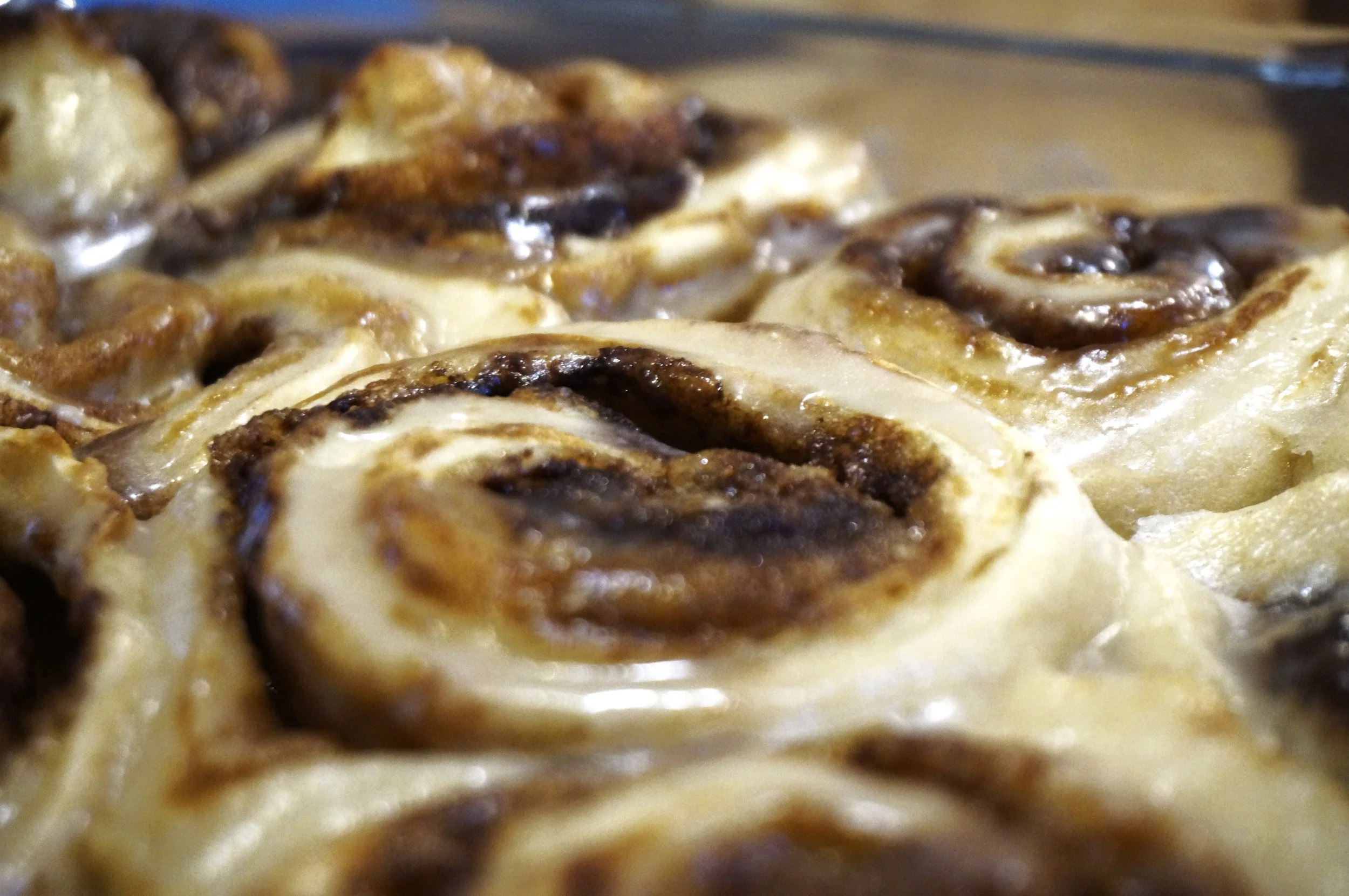 Cinnamon roll with brown sugar cinnamon filling