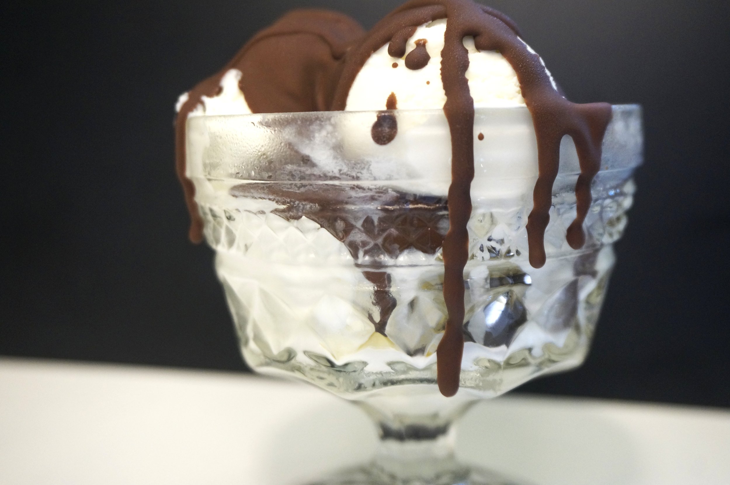 Chocolate topping for ice cream at home