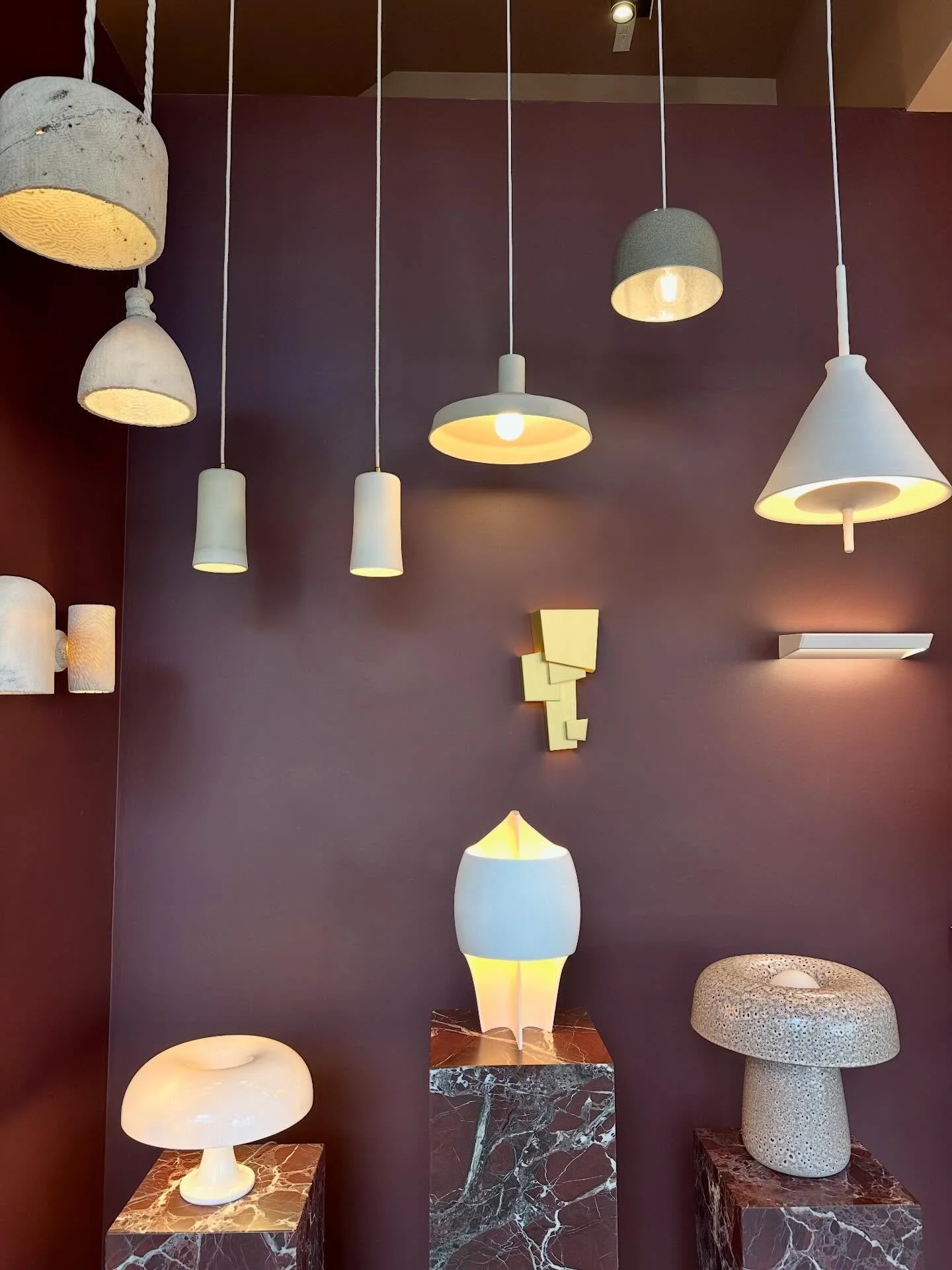 The dreamiest lighting showroom ✨

I made a quick stop at @nook_collections while researching lighting for a project and was blown away not just by how beautiful the showroom itself is, but by the mecca of divine fixtures they have on offer.

Stunnin