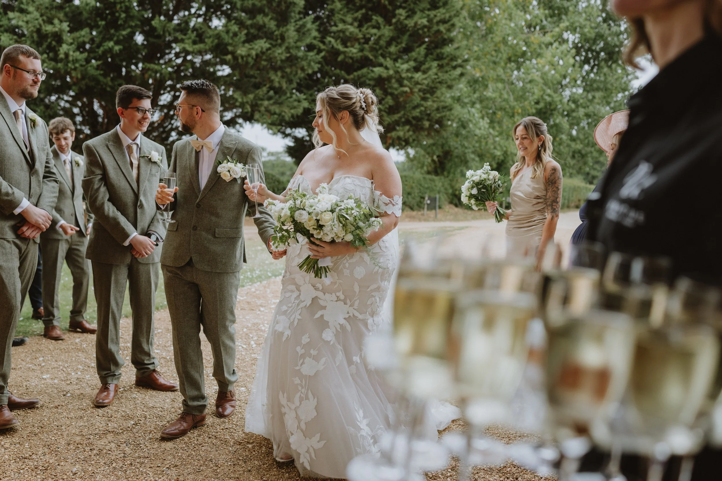 esther_rose_wild_wedding_photography_norfolk_kings_lynn_Pentney_abbey-84.jpg