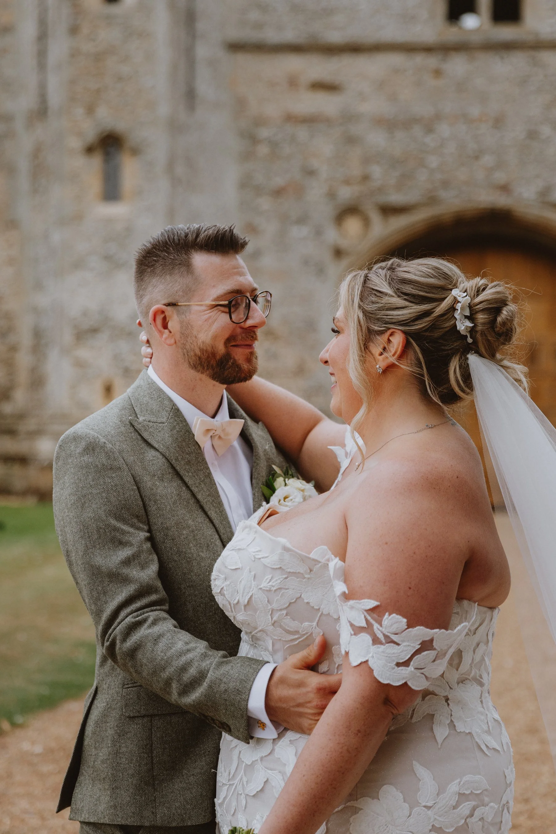 esther_rose_wild_wedding_photography_norfolk_kings_lynn_Pentney_abbey-100.jpg