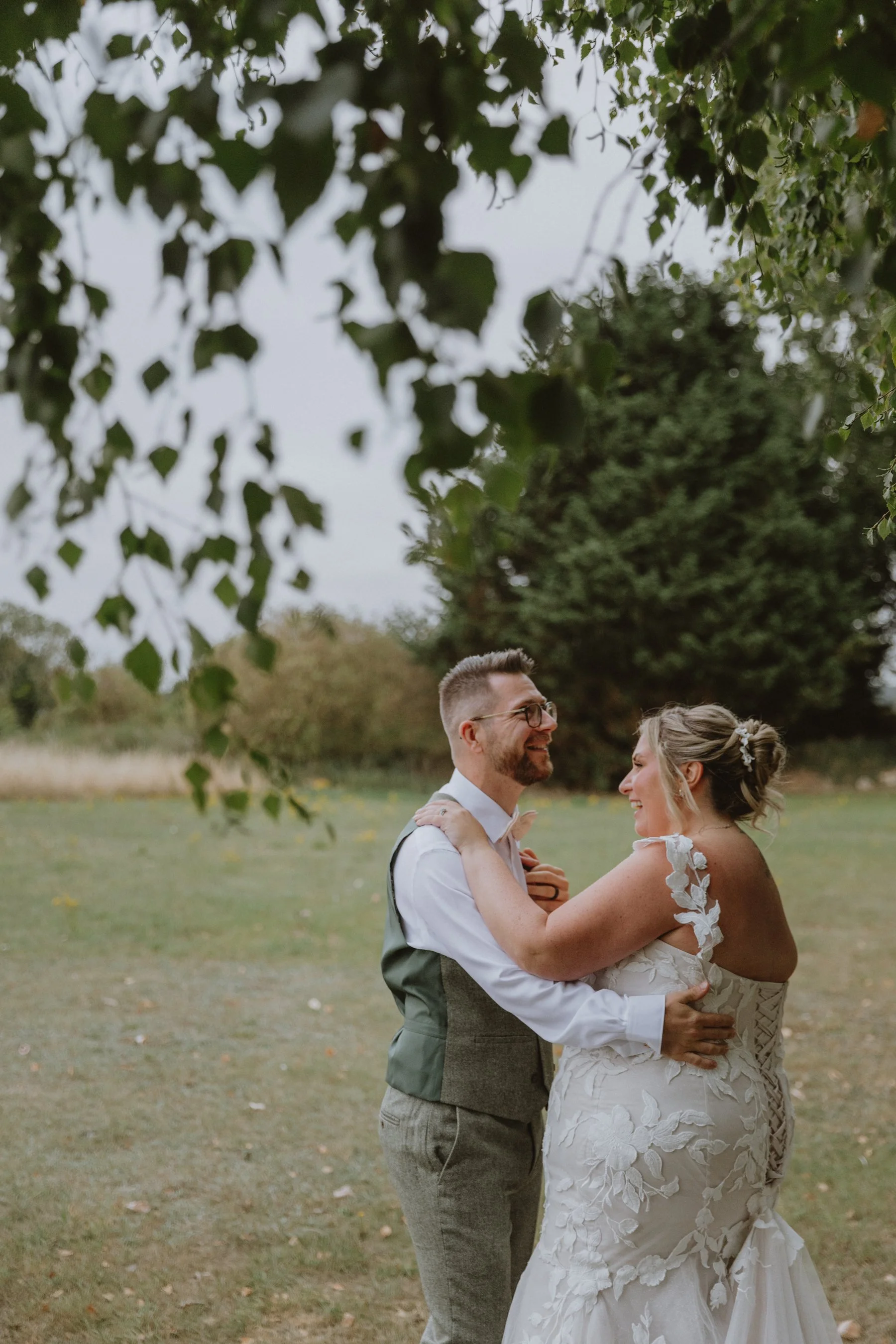 esther_rose_wild_wedding_photography_norfolk_kings_lynn_Pentney_abbey-131.jpg