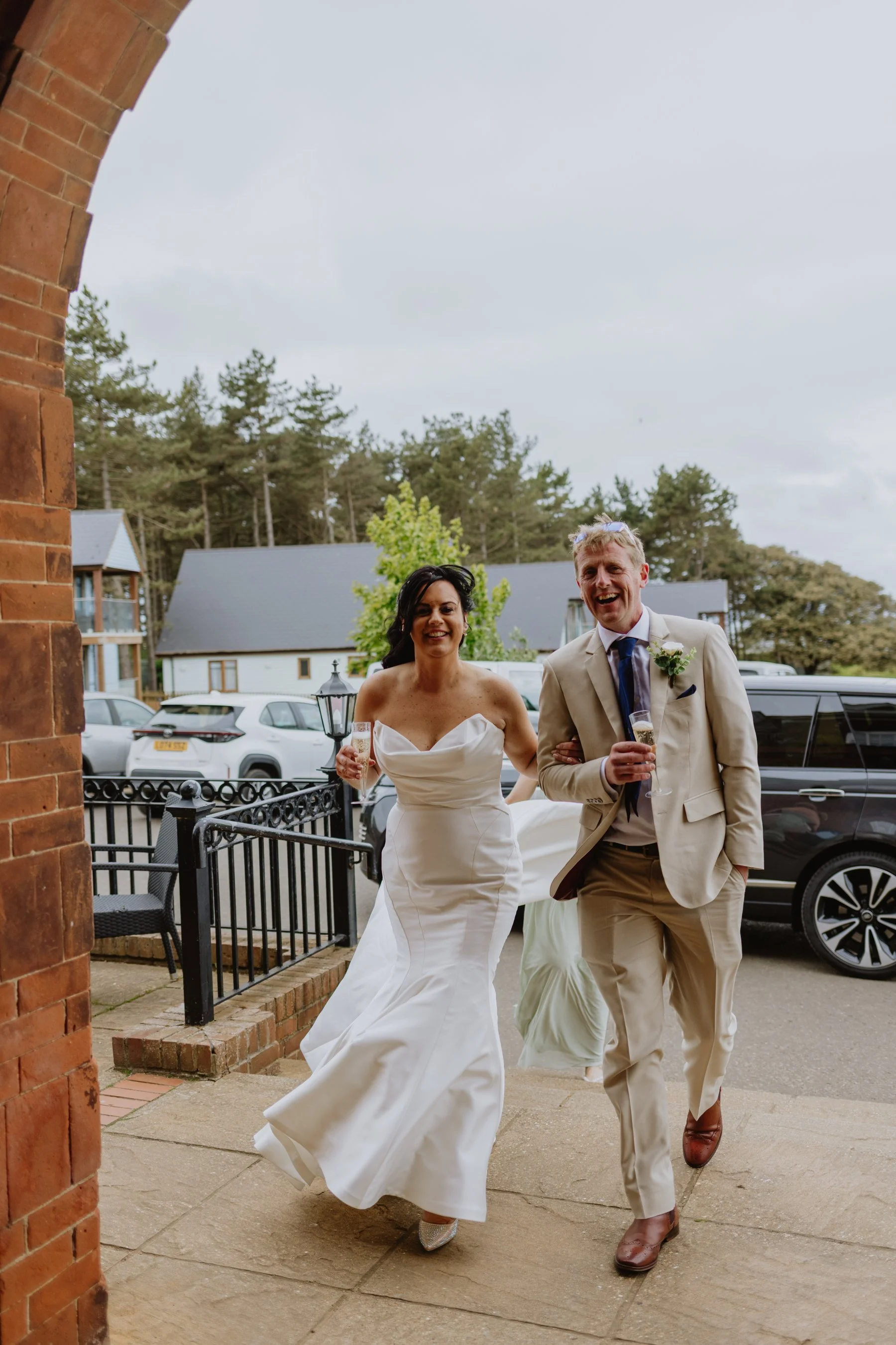 esther_rose_wild_wedding_photography_norfolk_hunstanton-70.jpg