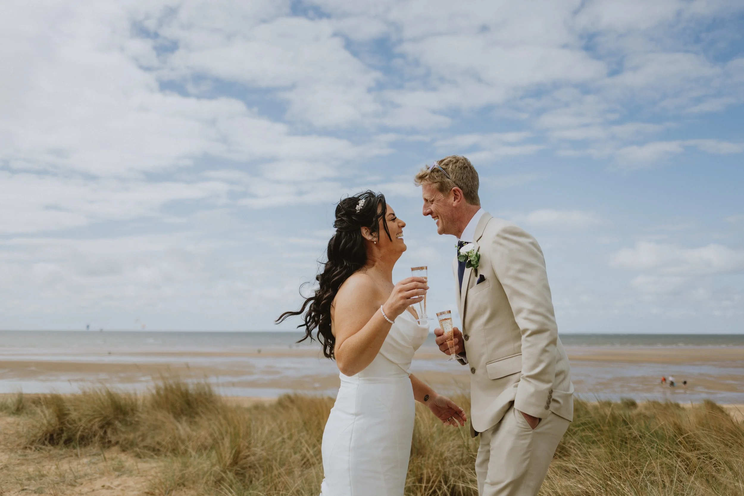 esther_rose_wild_wedding_photography_norfolk_hunstanton-92.jpg
