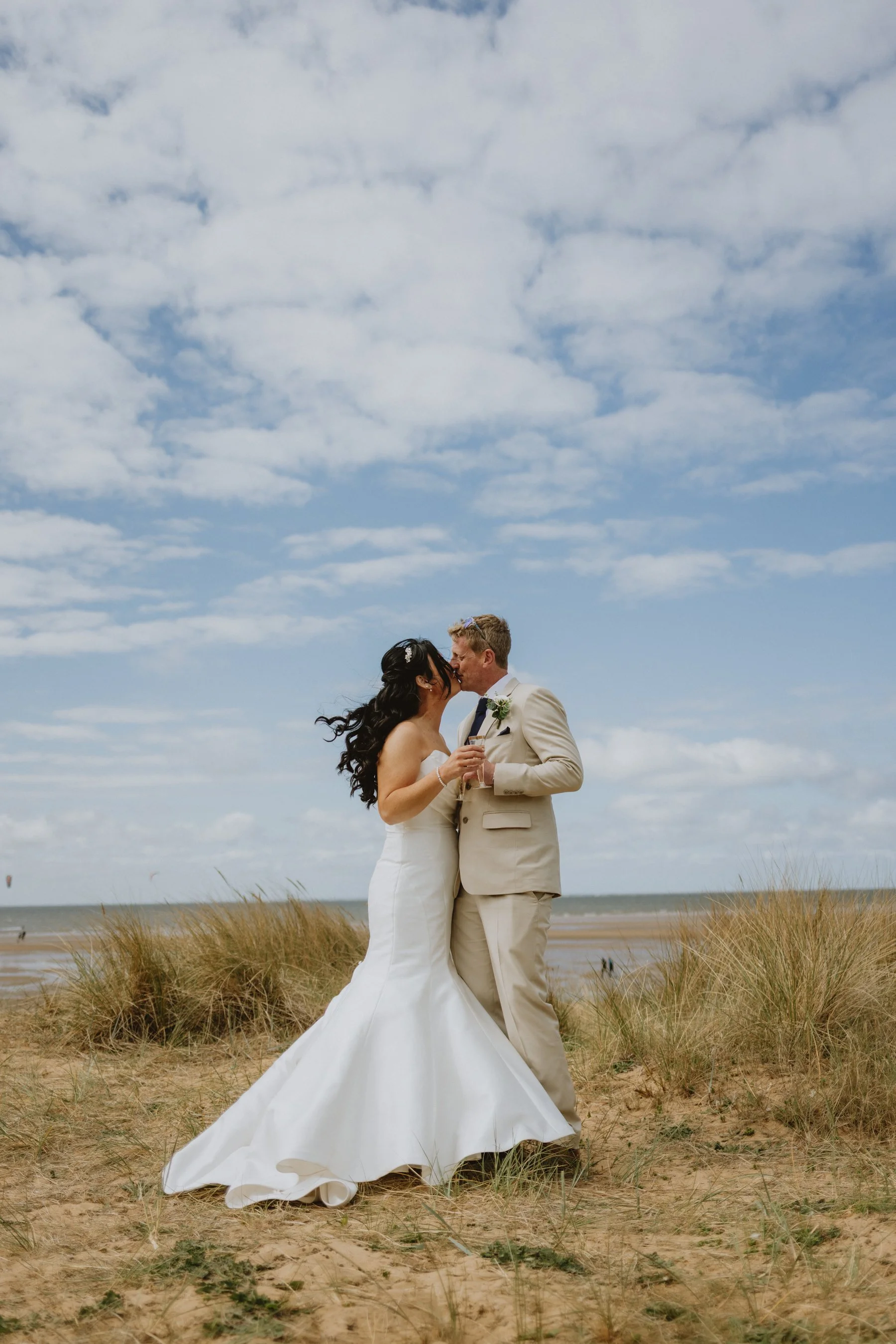 esther_rose_wild_wedding_photography_norfolk_hunstanton-94.jpg