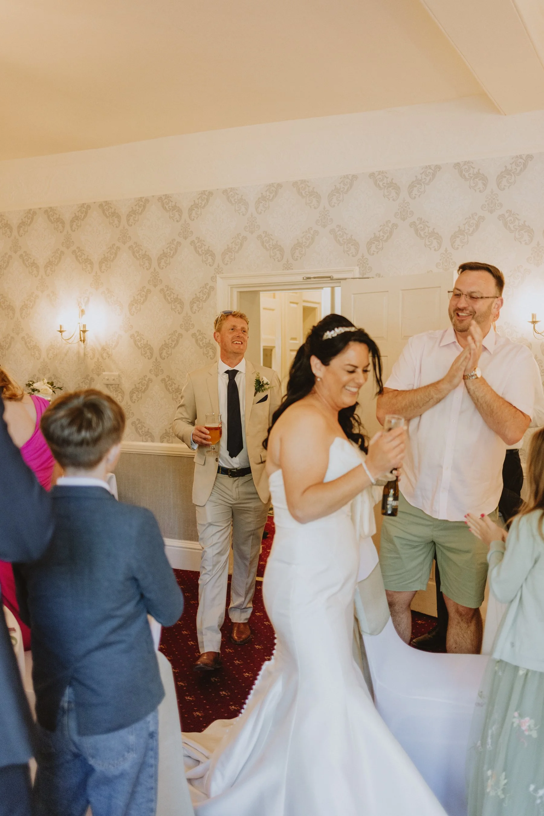 esther_rose_wild_wedding_photography_norfolk_hunstanton-112.jpg