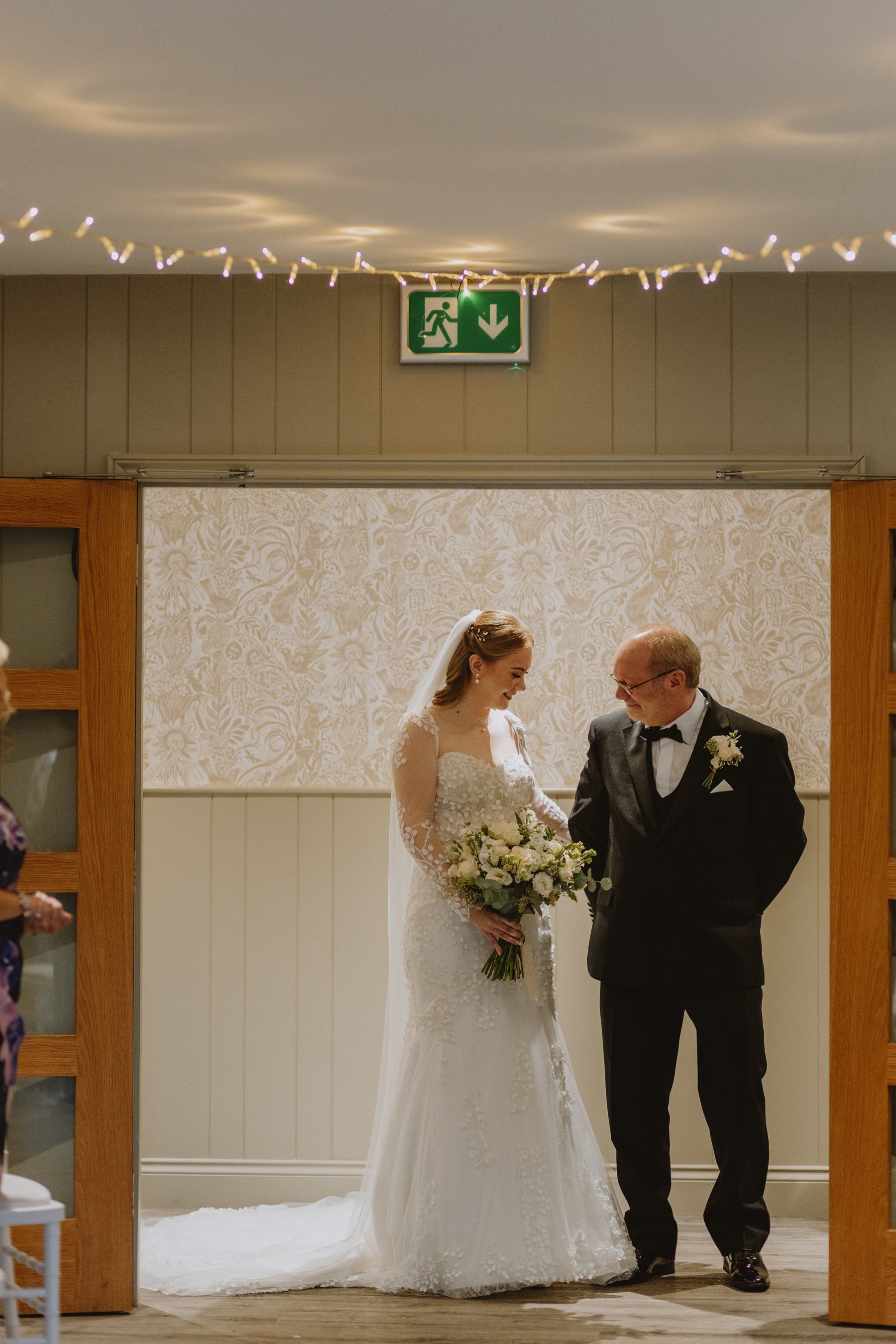 esther_rose_wild_wedding_photography_norfolk_kings_lynn_ffolkes-50.jpg