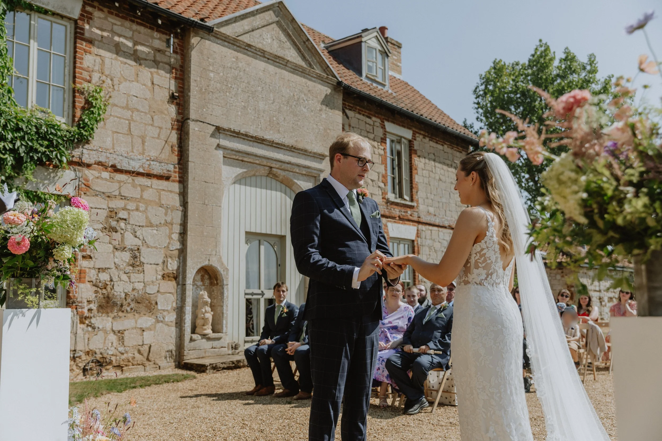 esther_rose_wild_wedding_photography_norfolk_kings_lynn_Pentney_Abbey-48.jpg