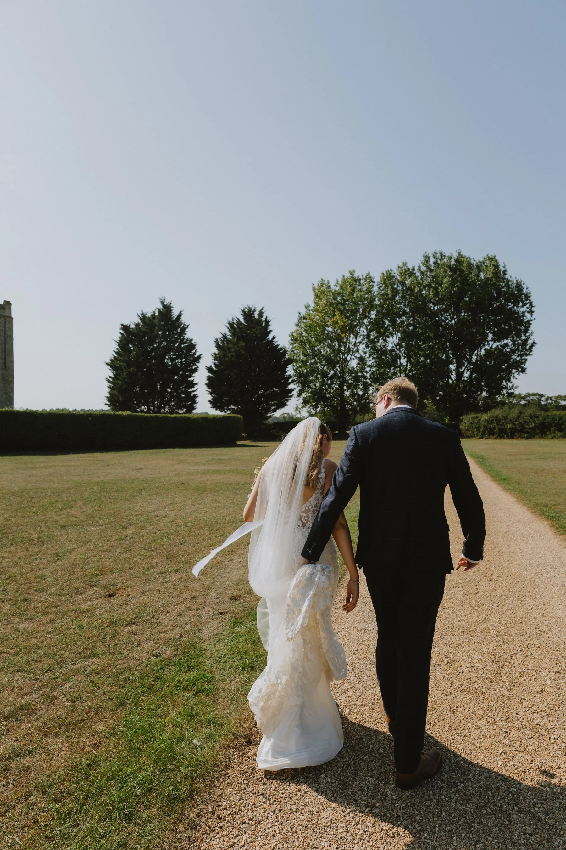 esther_rose_wild_wedding_photography_norfolk_kings_lynn_Pentney_Abbey-70.jpg