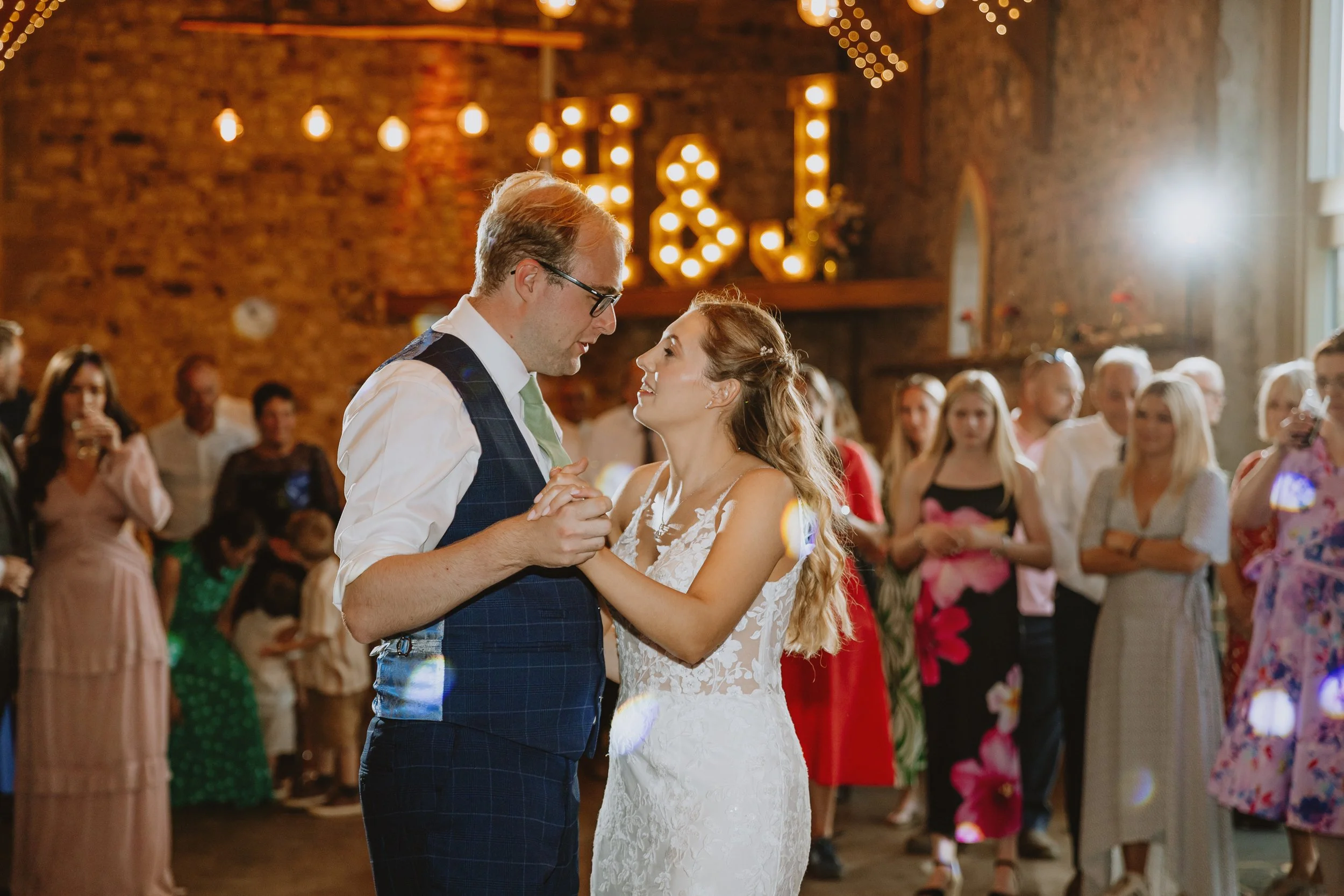 esther_rose_wild_wedding_photography_norfolk_kings_lynn_Pentney_Abbey-149.jpg