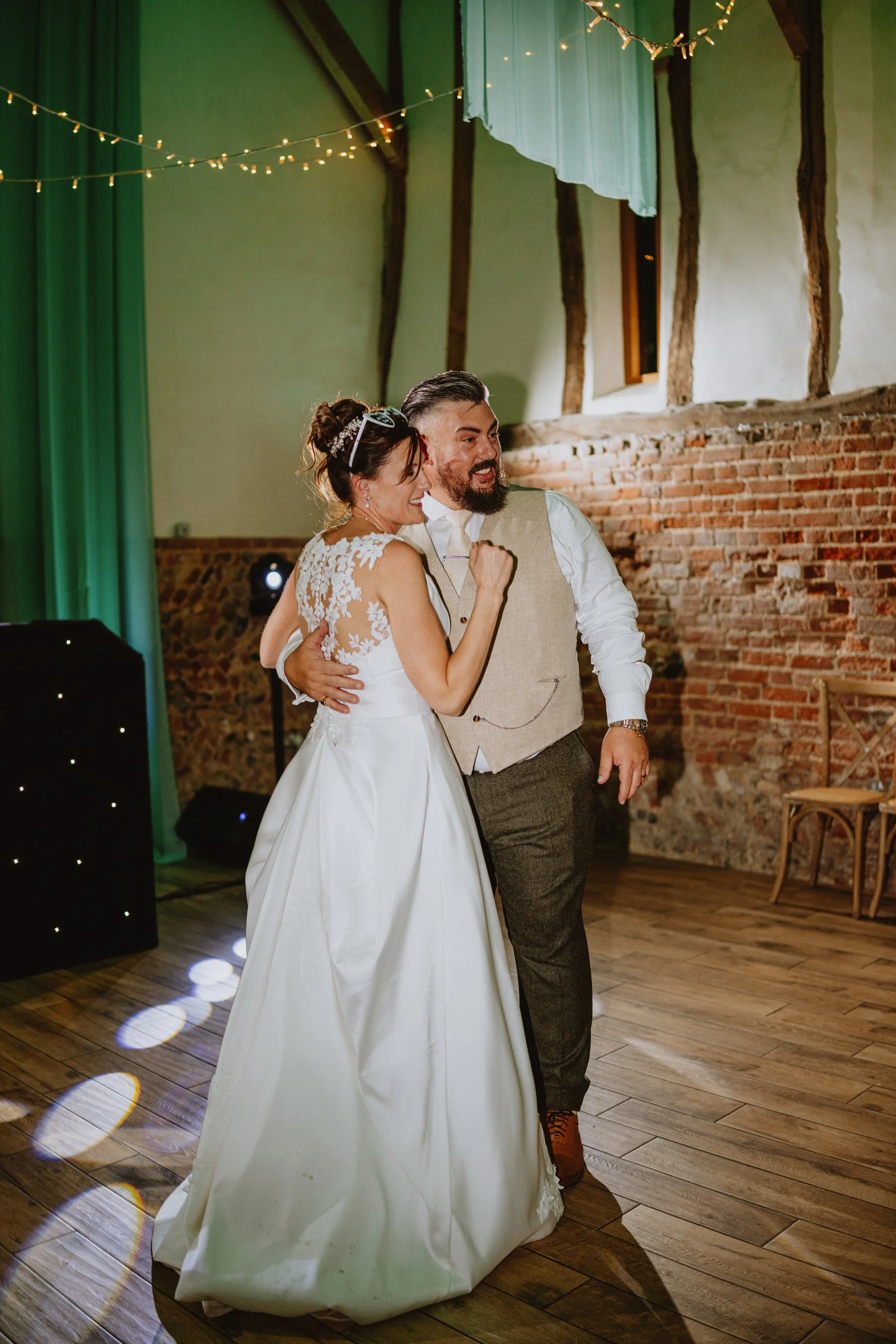 esther_rose_wild_wedding_photography_norfolk_kings_lynn_Bressingham_Hall-133.jpg
