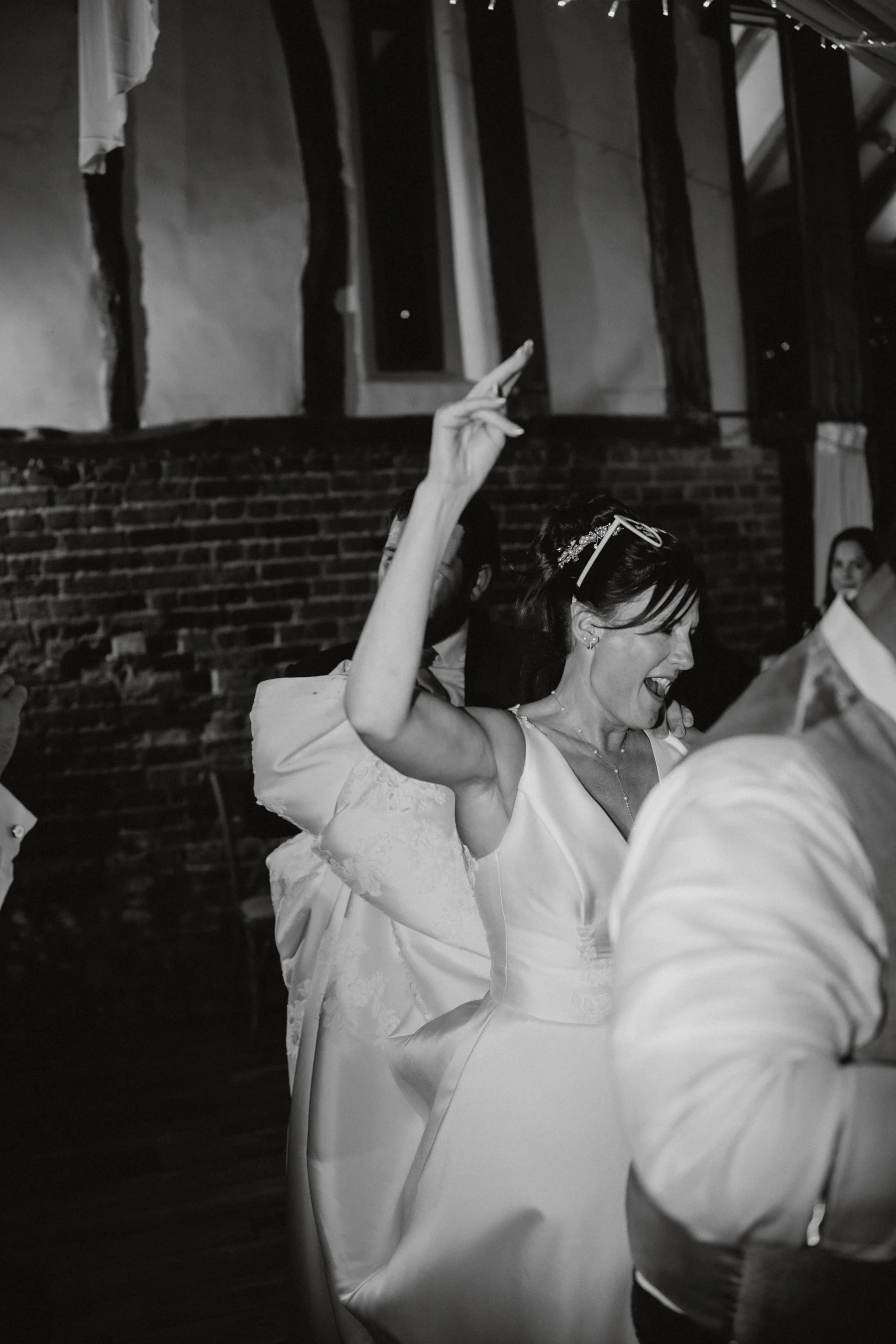 esther_rose_wild_wedding_photography_norfolk_kings_lynn_Bressingham_Hall-139.jpg