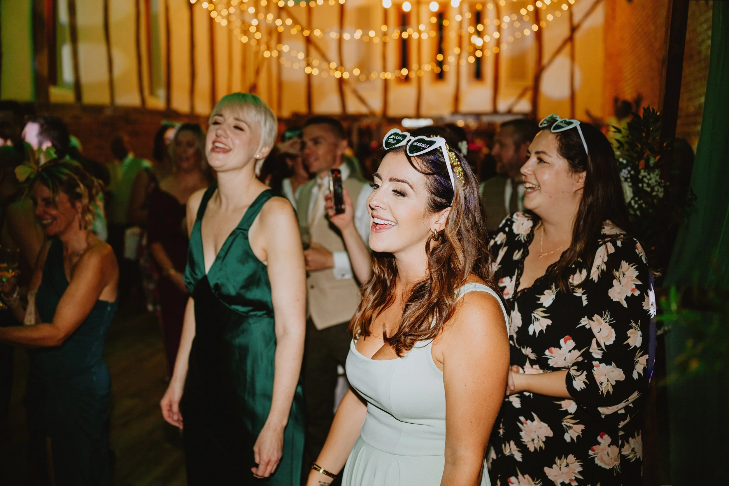esther_rose_wild_wedding_photography_norfolk_kings_lynn_Bressingham_Hall-144.jpg