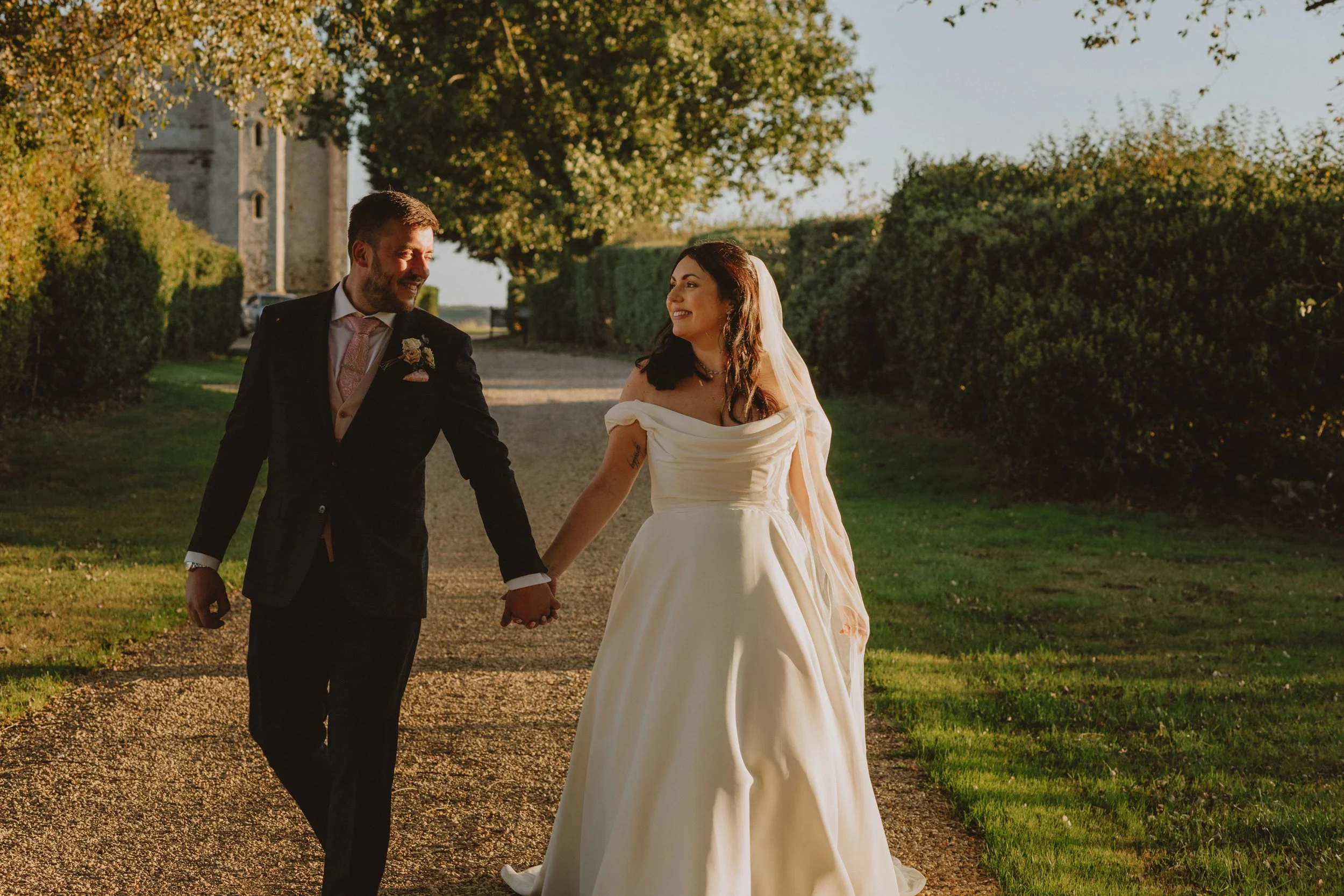 esther_rose_wild_wedding_photography_norfolk_kings_lynn_pentney_abbey-176.jpg