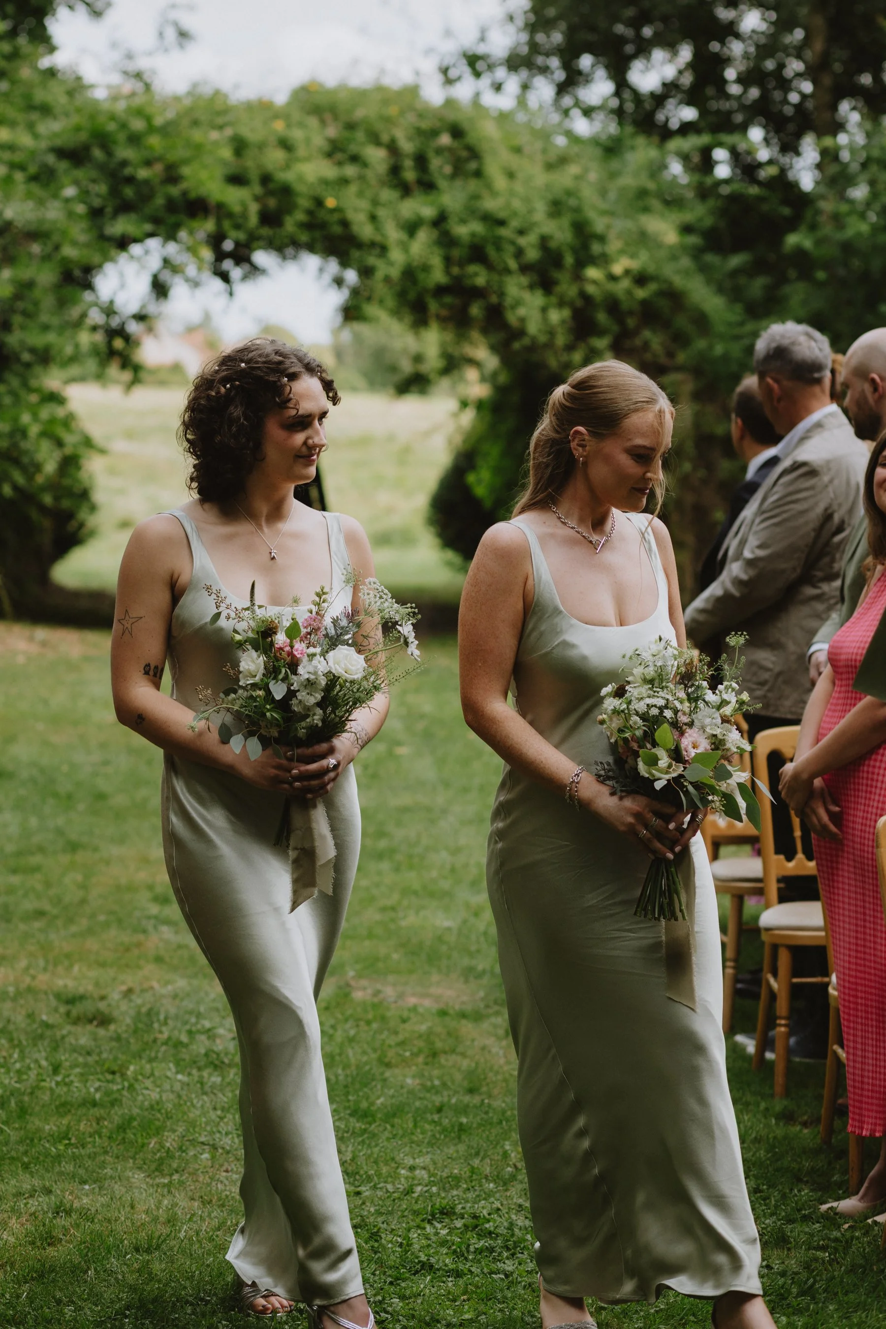 esther_rose_wild_wedding_photography_norfolk_chaucer_barn_holt_gresham-59.jpg
