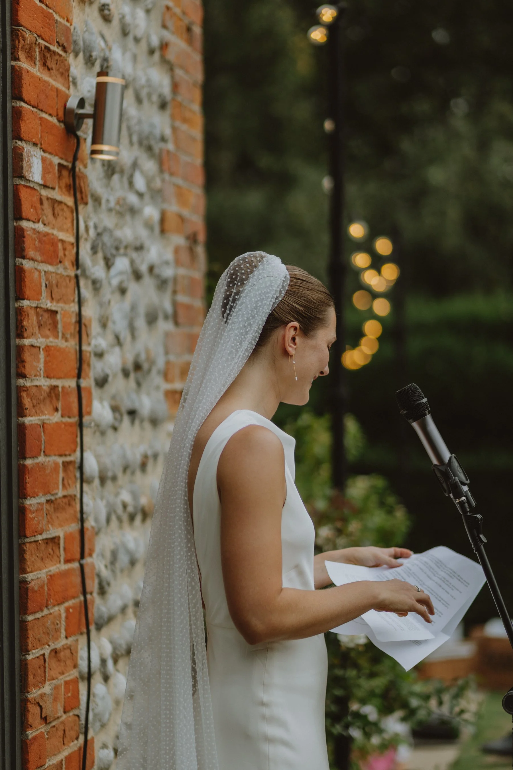 esther_rose_wild_wedding_photography_norfolk_chaucer_barn_holt_gresham-150.jpg