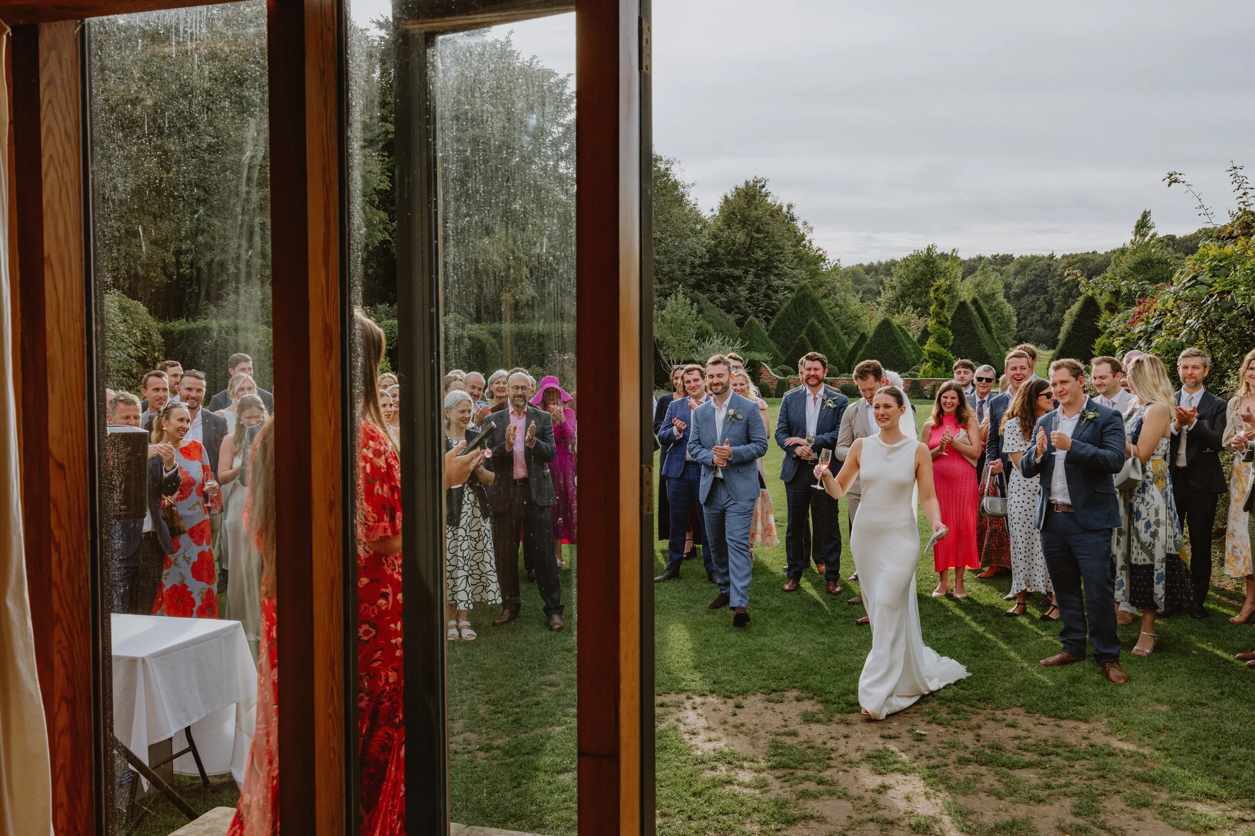 esther_rose_wild_wedding_photography_norfolk_chaucer_barn_holt_gresham-159.jpg