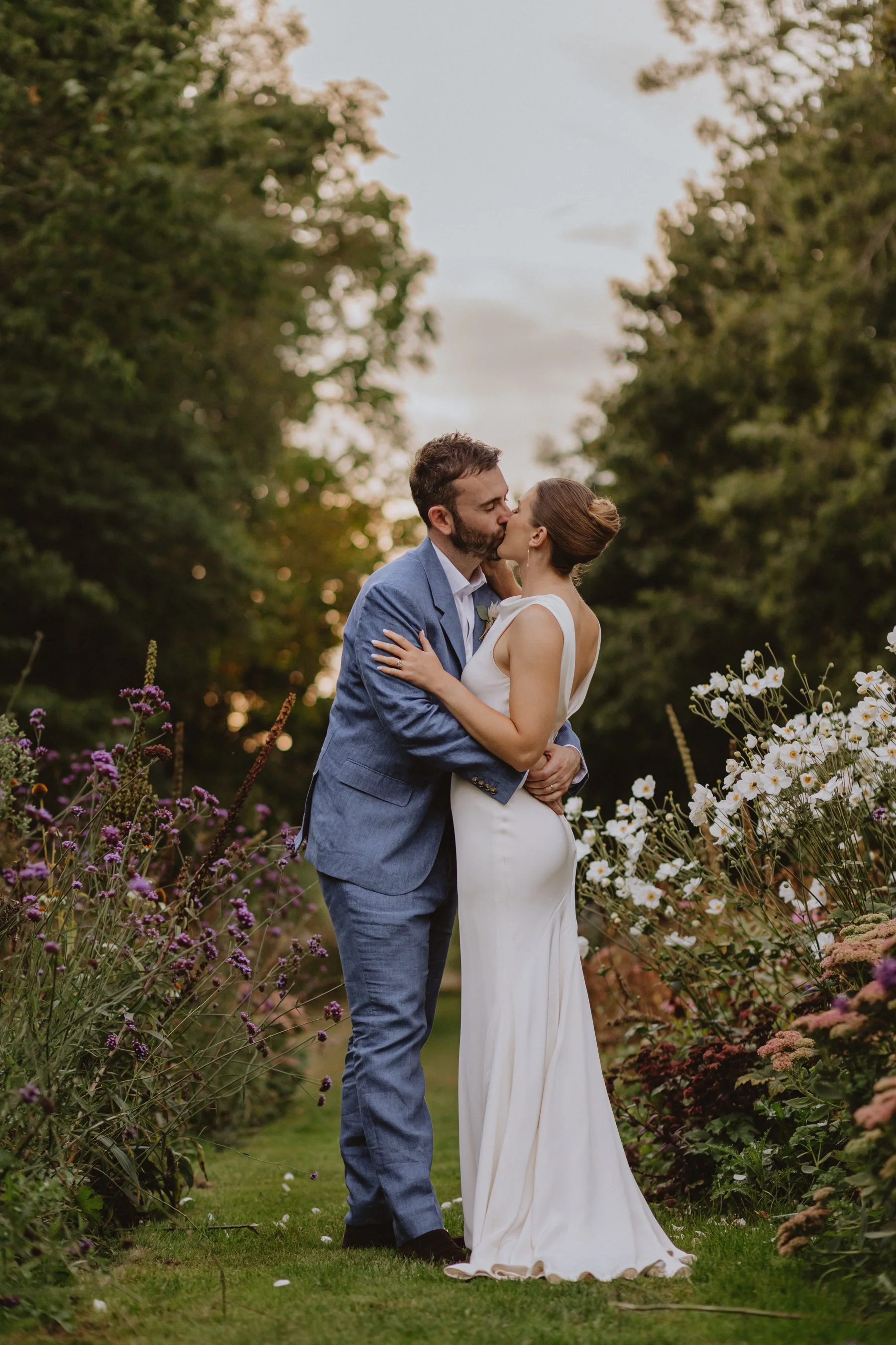 esther_rose_wild_wedding_photography_norfolk_chaucer_barn_holt_gresham-191.jpg