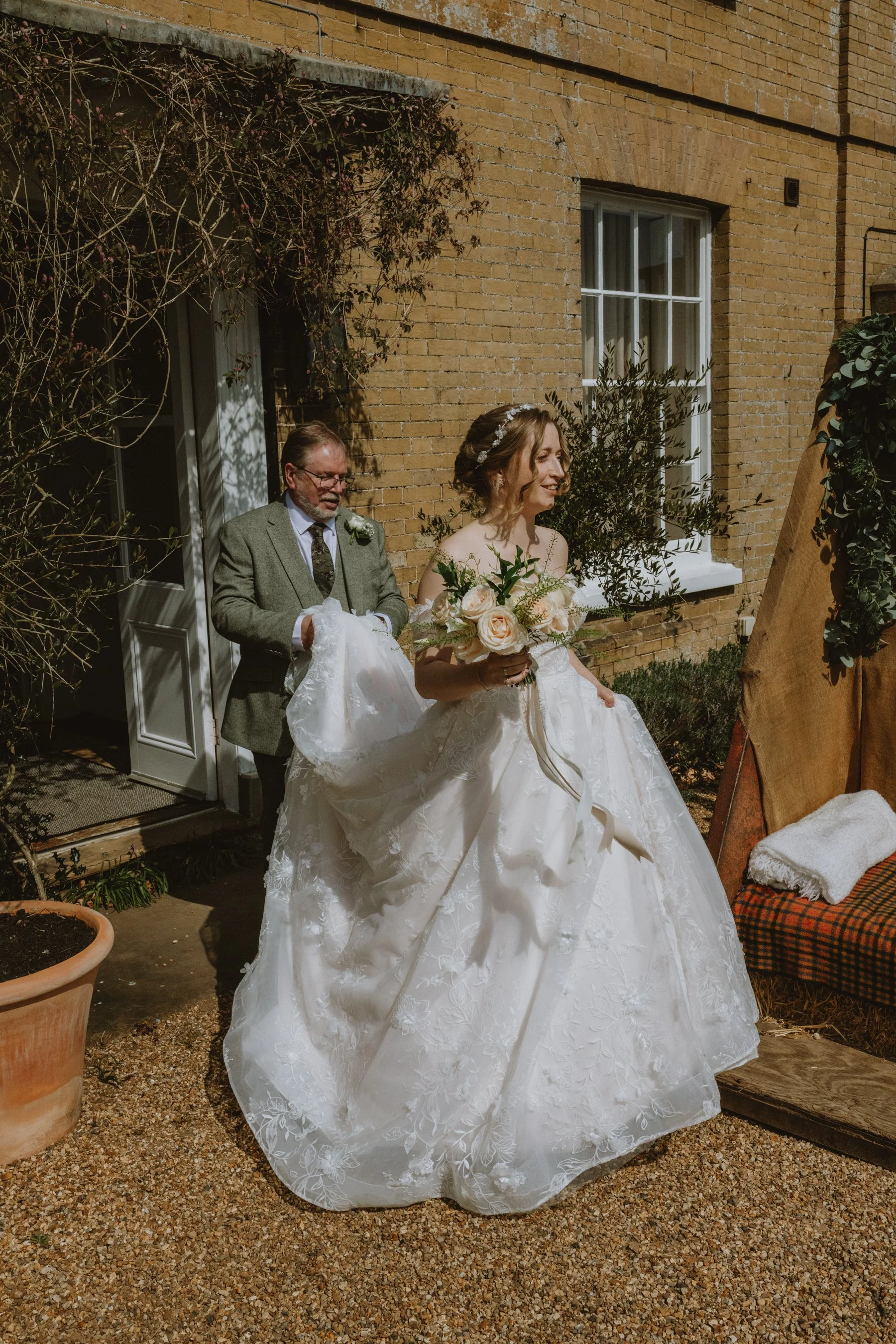 esther_rose_wild_Godwick_Hall_Fakenham_wedding_photography_norfolk-46.jpg