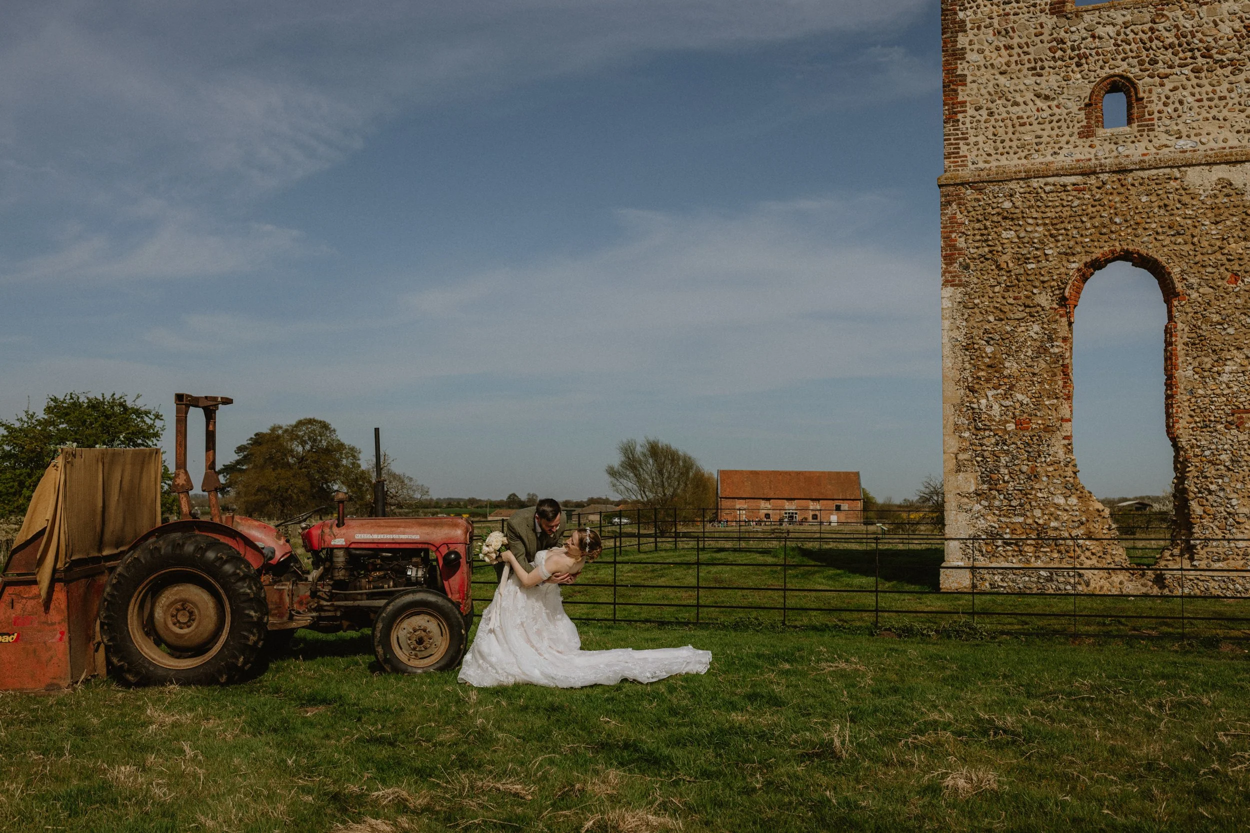 esther_rose_wild_Godwick_Hall_Fakenham_wedding_photography_norfolk-136.jpg