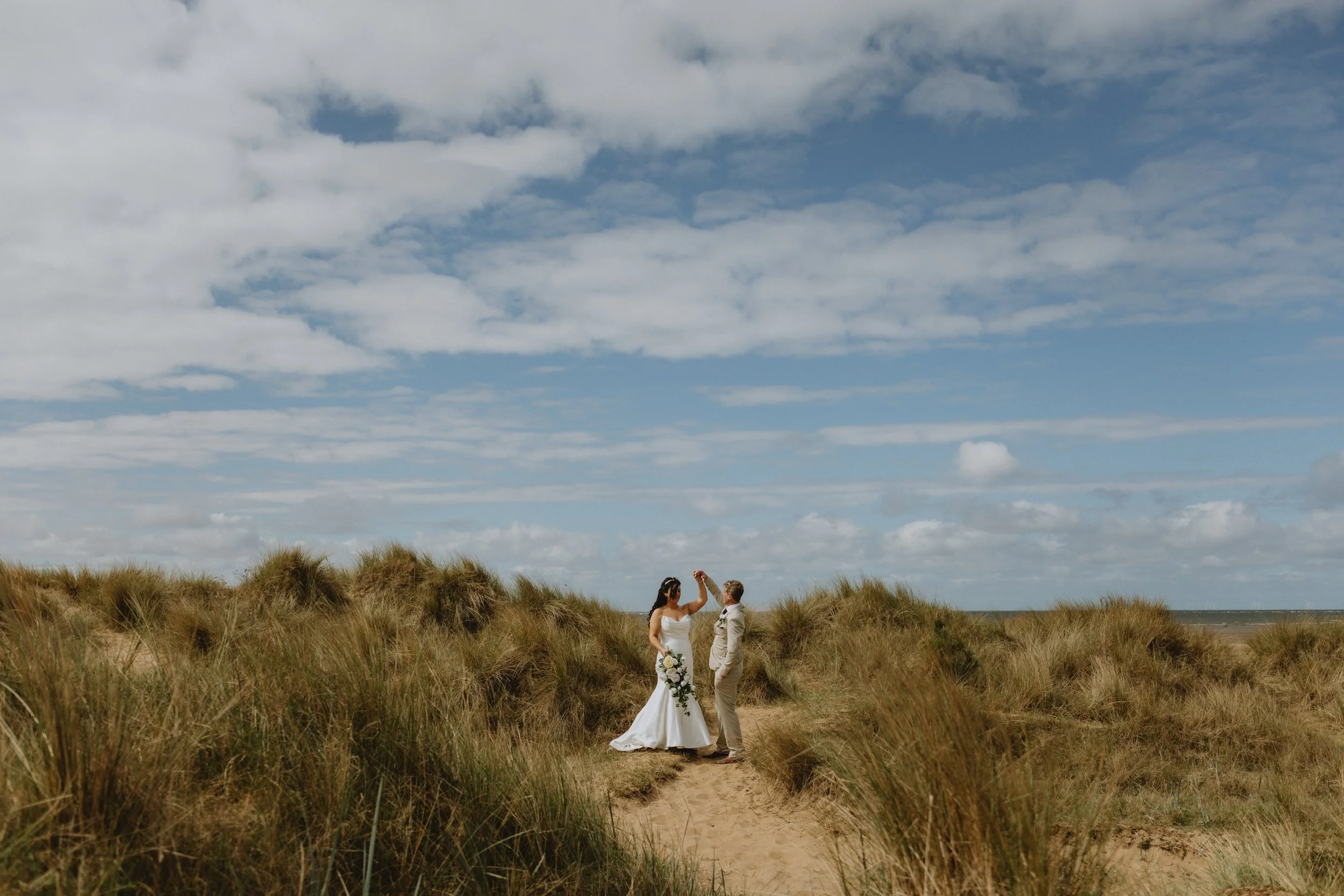 esther_rose_wild_wedding_photography_norfolk_hunstanton-87.jpg