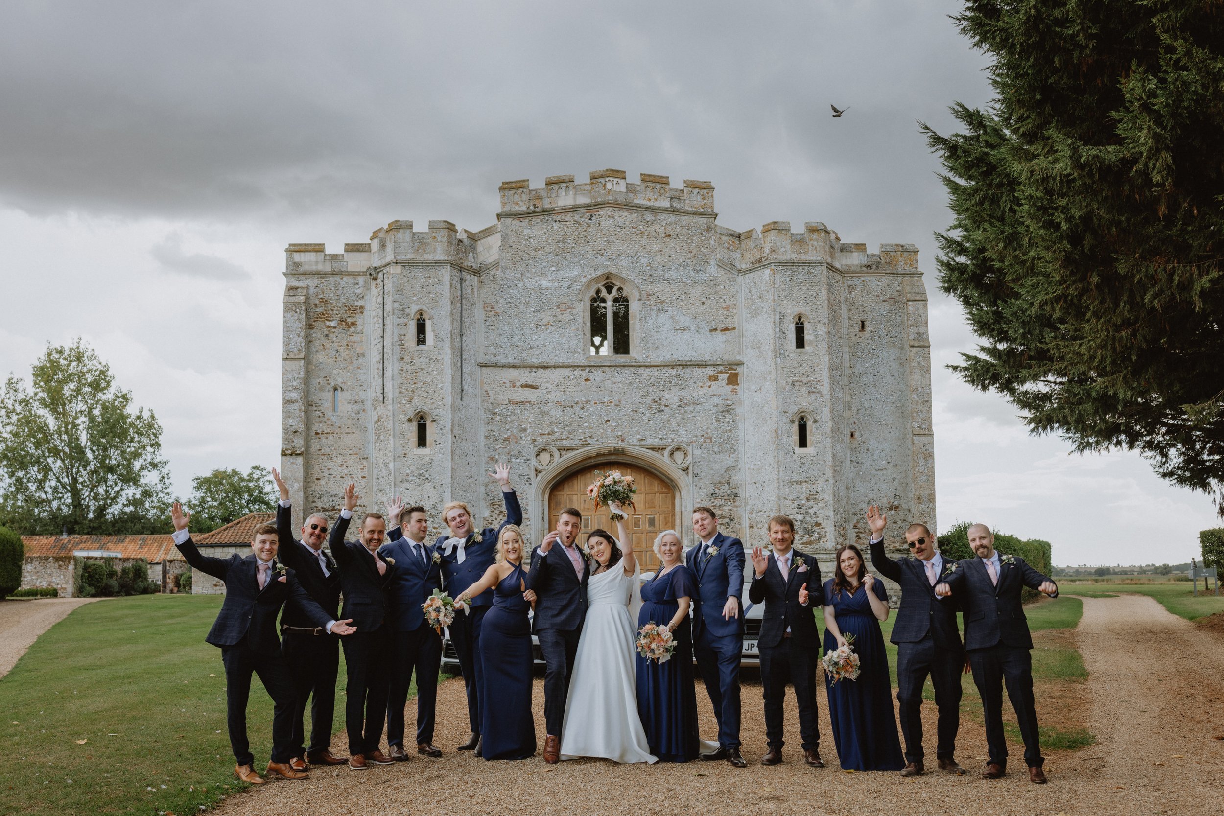 esther_rose_wild_wedding_photography_norfolk_kings_lynn_pentney_abbey-86.jpg