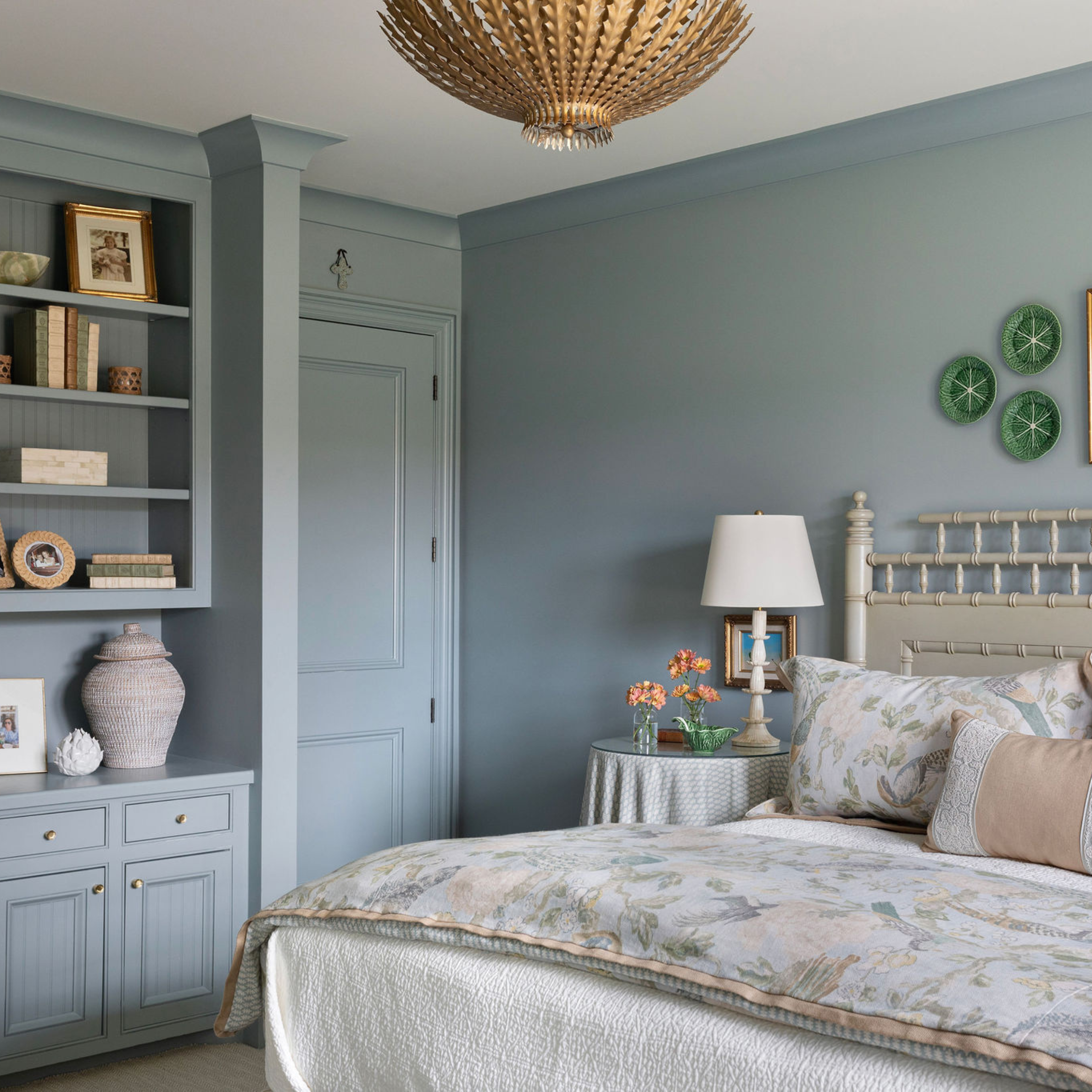 Debbie Mathews Antiques & Designs