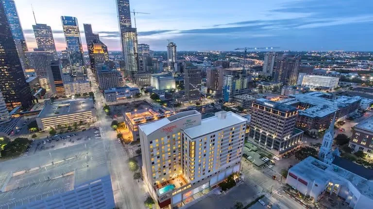 hampton inn by hilton houston fotbolls vm.jpeg