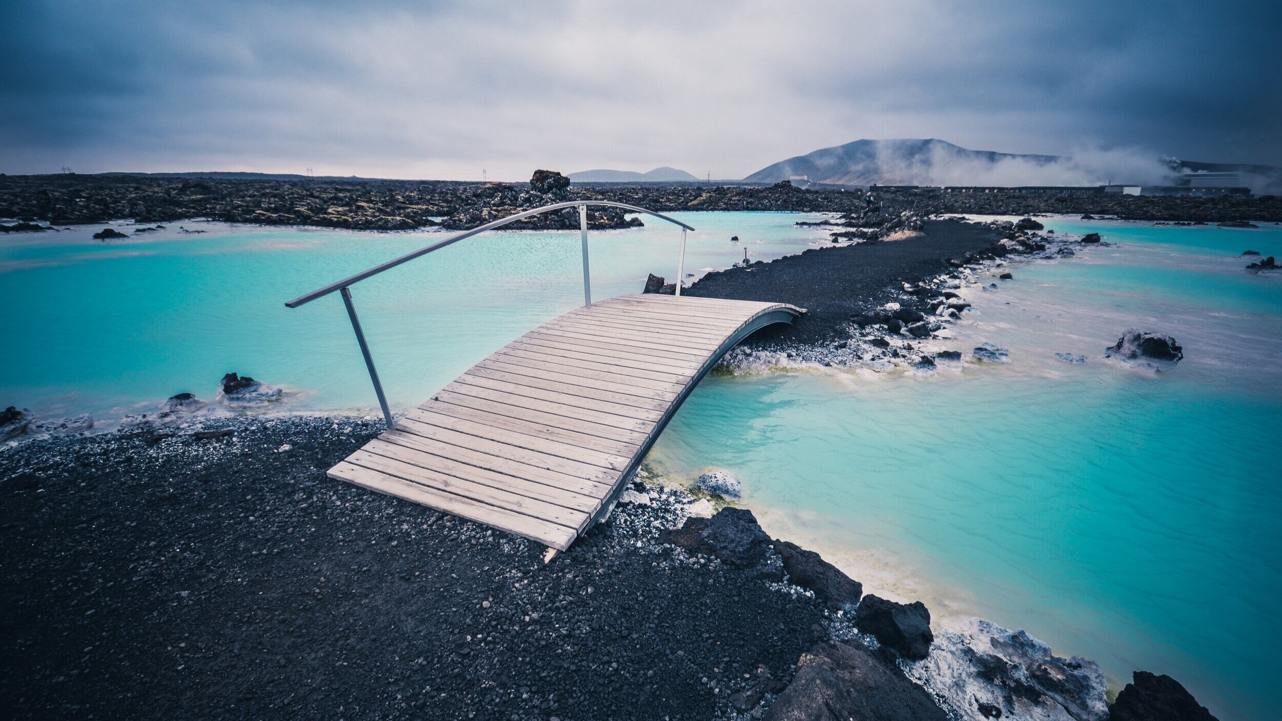 Resor+till+Island,+blå+lagunen med bucket list travel.jpeg