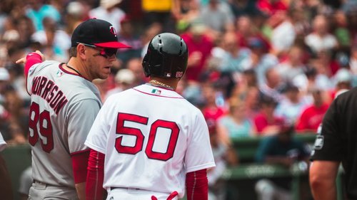 Boston Red Sox Biljetter. Sugen på att uppleva Baseball på klassisk mark? Fenway Park väntar på dig. Vi på Bucket List Travel har biljetter till alla matcher.