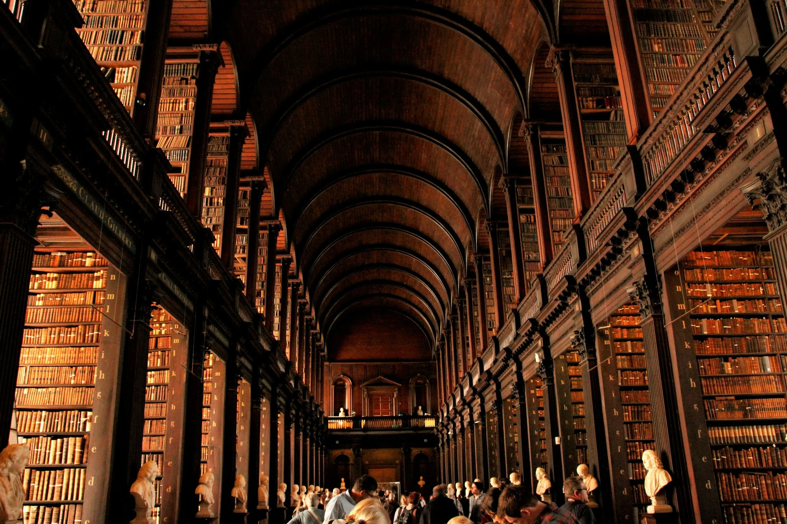 Long Room i Trinity College Library, en av världens mest berömda bibliotekssalar.