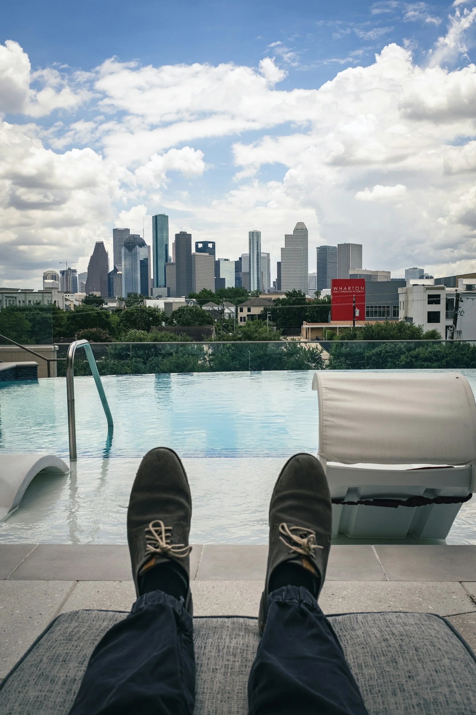 Houston Texas vid poolen på resa.jpg