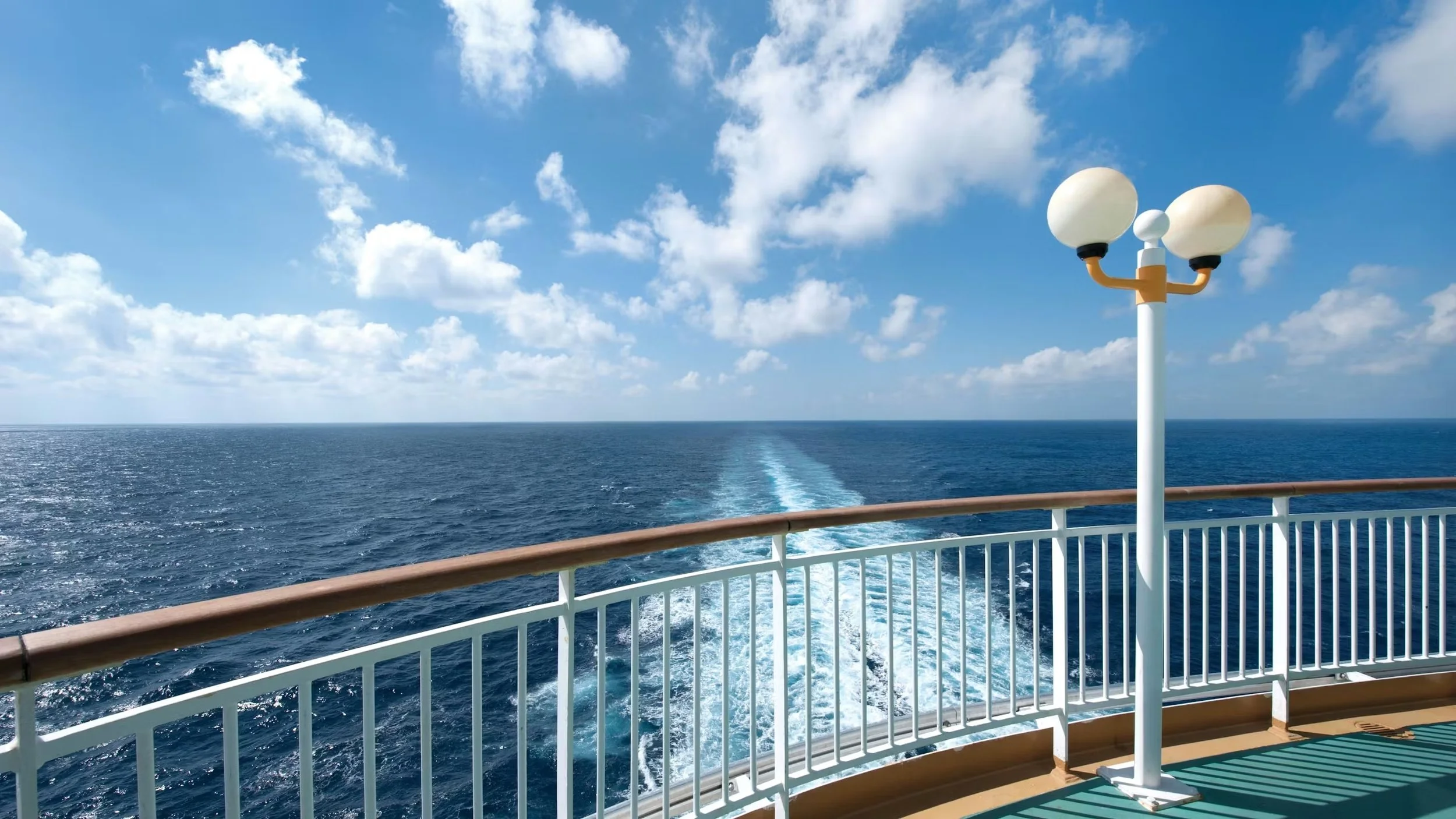 norwegian dwan havet akterut.jpeg