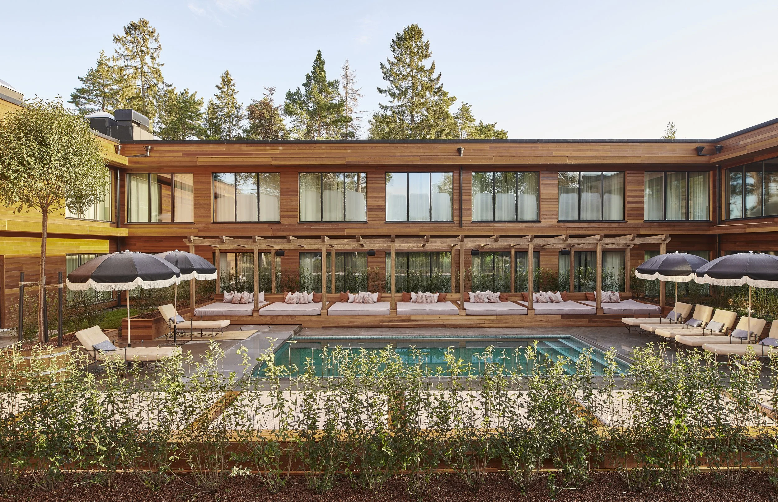 Ellery beach house pool bucket list travel.jpg
