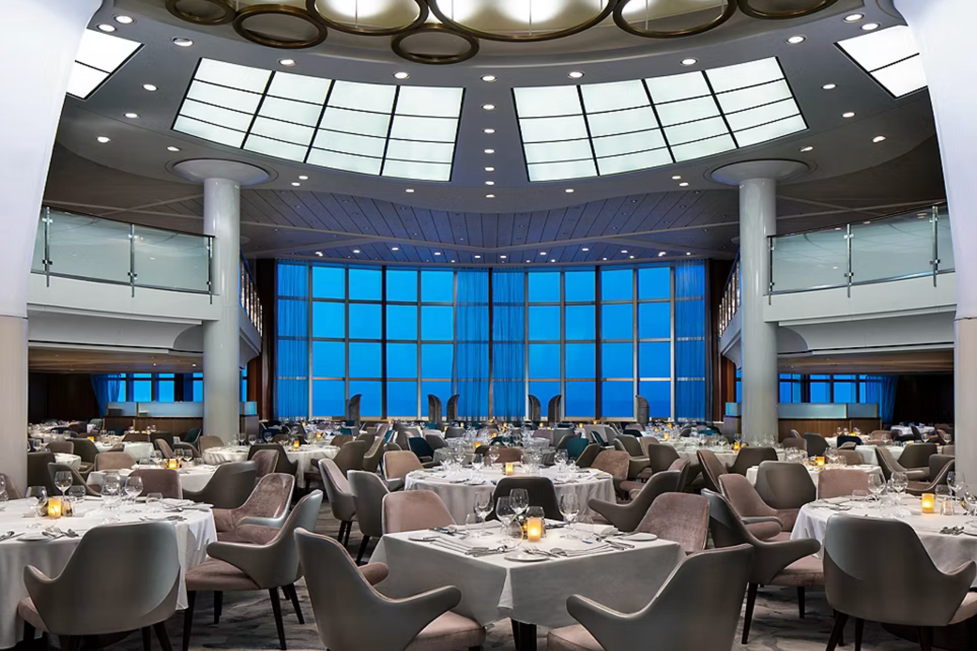 Celebrity millenium restaurang ombord