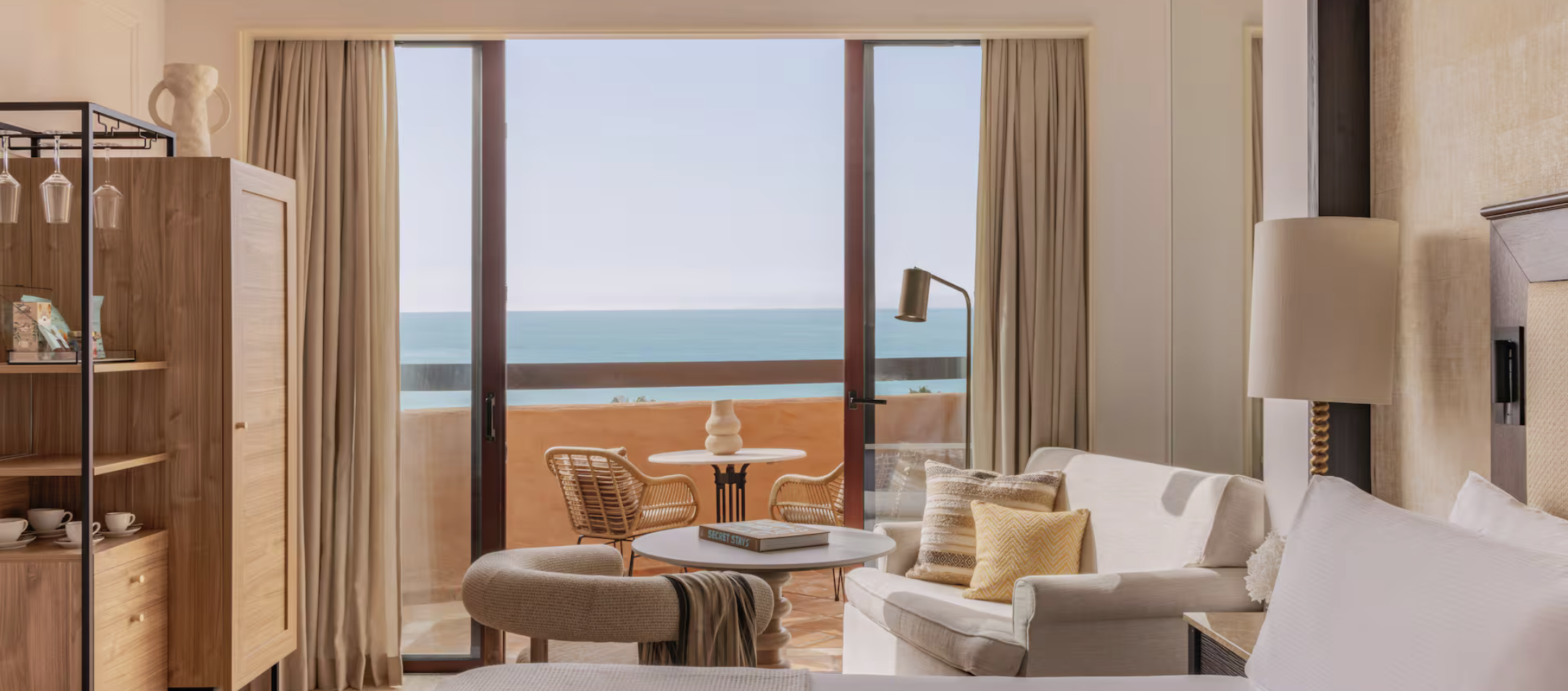 Hacienda del Mar Meliá Collection Deluxe frontal sea view.png