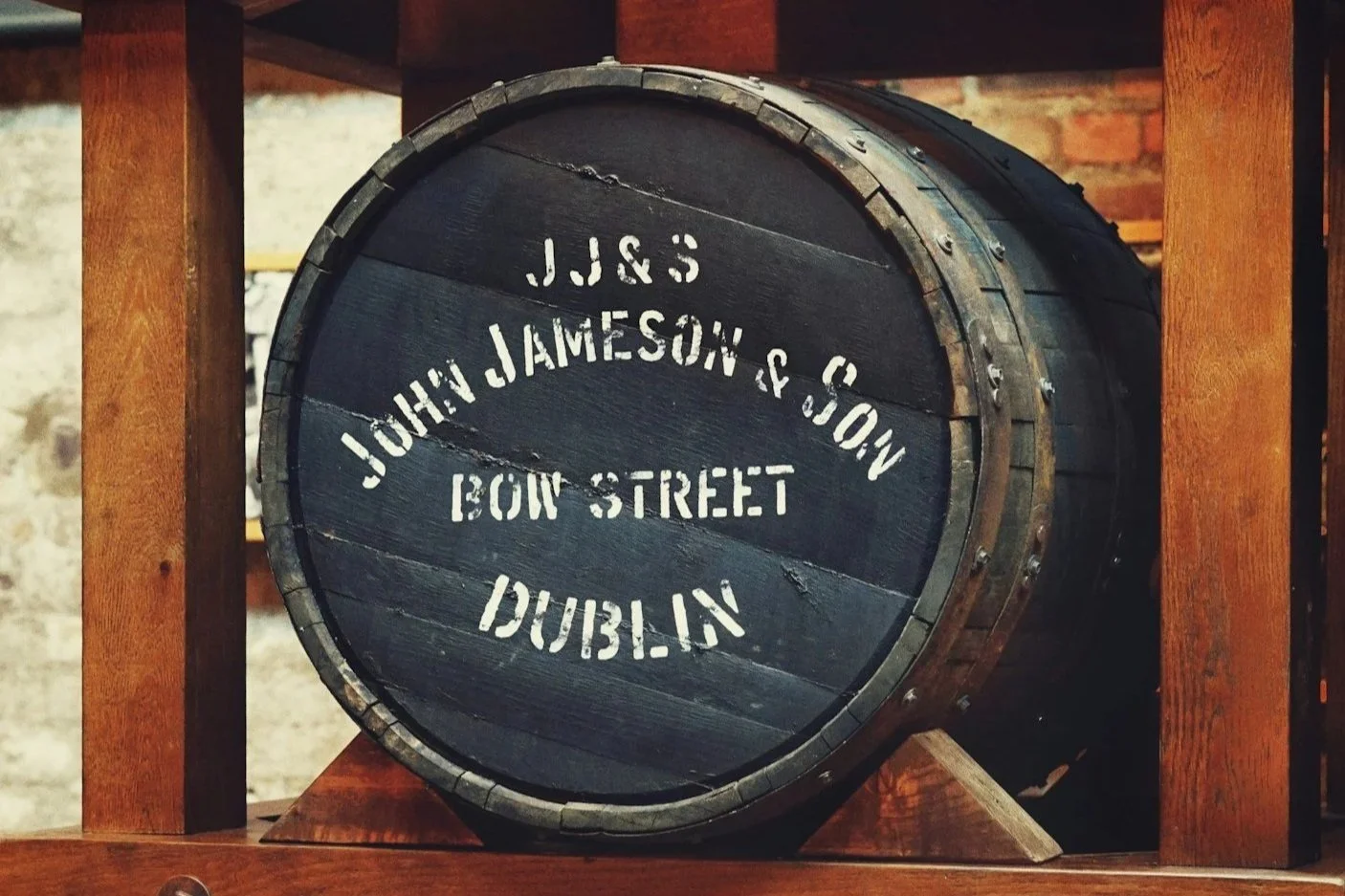 Lagringstunnor i Jameson Distillery Bow St. i Dublin