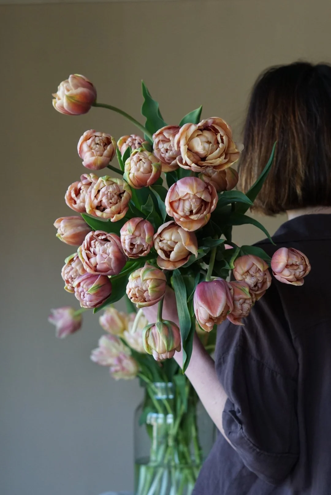 wedding florist holding British grown belle epoque tulips Sarah Raven