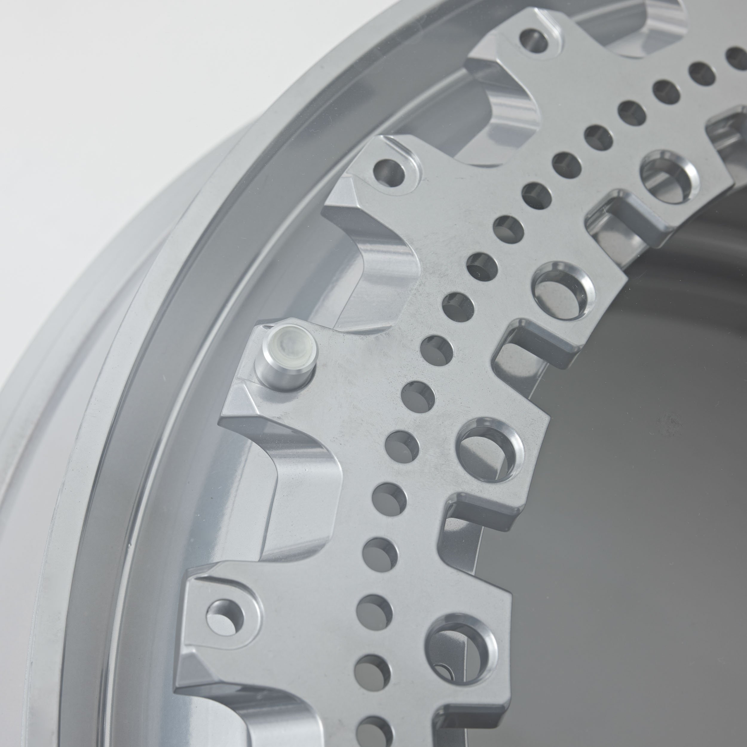 SpencerDesign_Mach4Chrome_0212.jpg