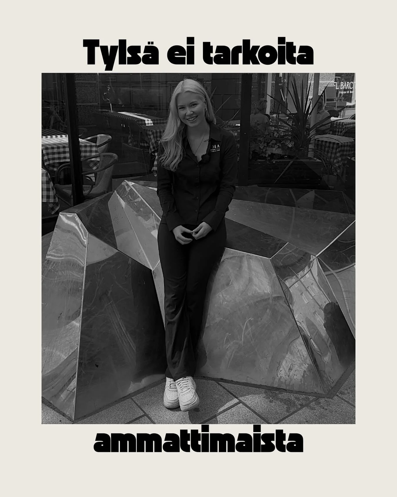 Moni yritys kuvittelee, ett&auml; some pit&auml;&auml; pit&auml;&auml; &ldquo;asiallisena&rdquo; eli hajuttomana, v&auml;ritt&ouml;m&auml;n&auml; ja varmana.
Mutta some ei toimi niin.
Se mik&auml; j&auml;&auml; mieleen, her&auml;tt&auml;&auml; tuntei