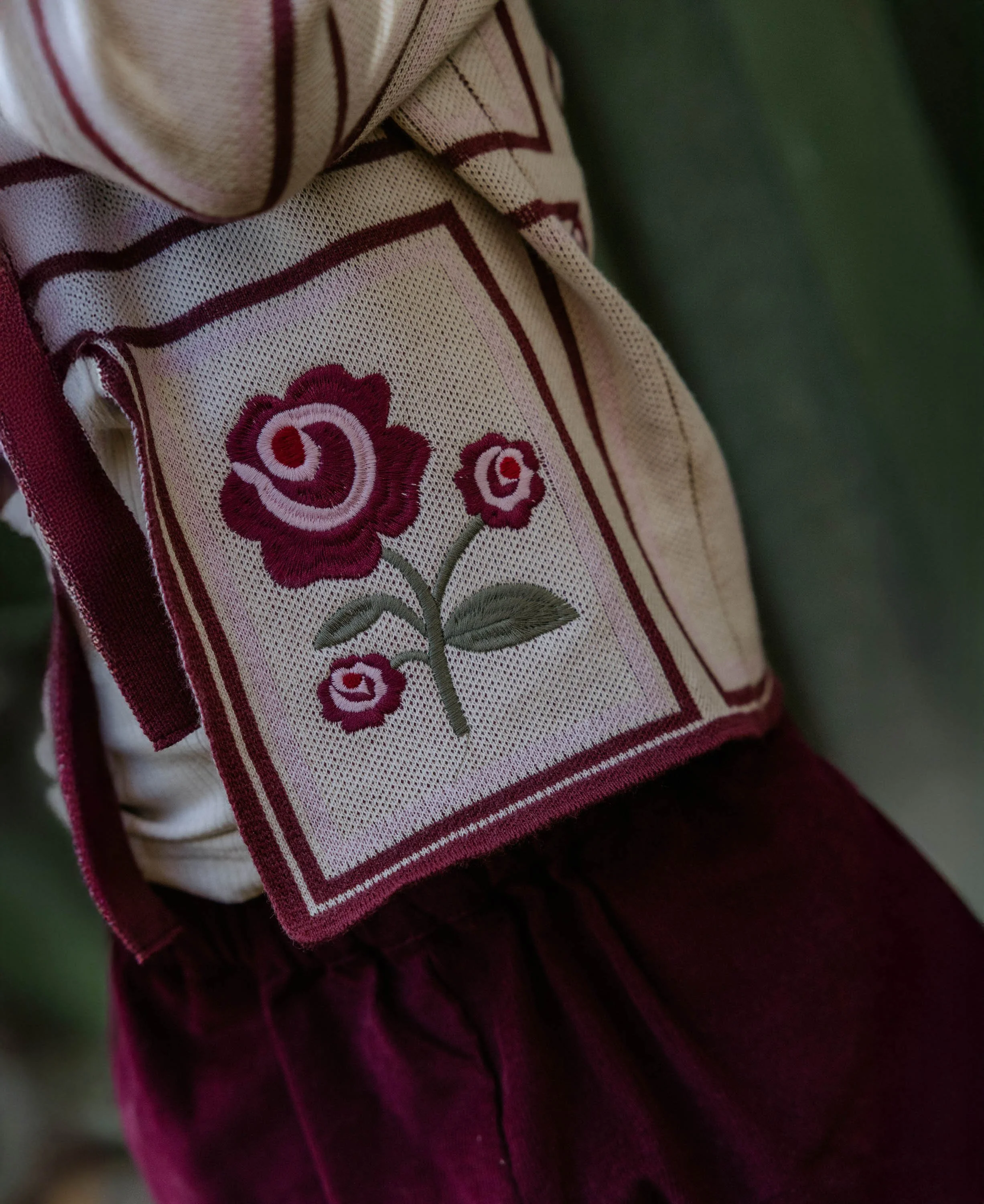 F1948 - SANDSHELL-BURGENDY - Extra 3.jpg