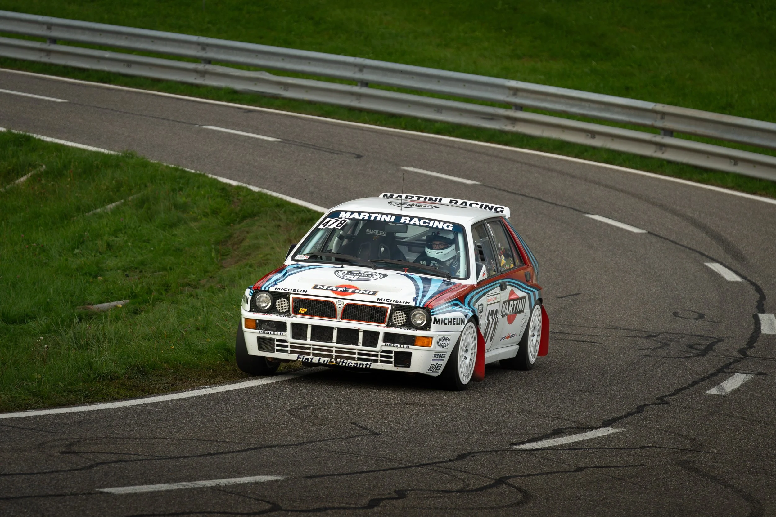 Exklusive Bilder vom Bergrennen Gurnigel 2025 in der Schweiz. Erleben Sie die Highlights der Schweizer Bergmeisterschaft mit spektakulären Aufnahmen von Tourenwagen und Klassikern. Professionelle Motorsport-Fotografie von dream-pictures.ch.

Lancia D