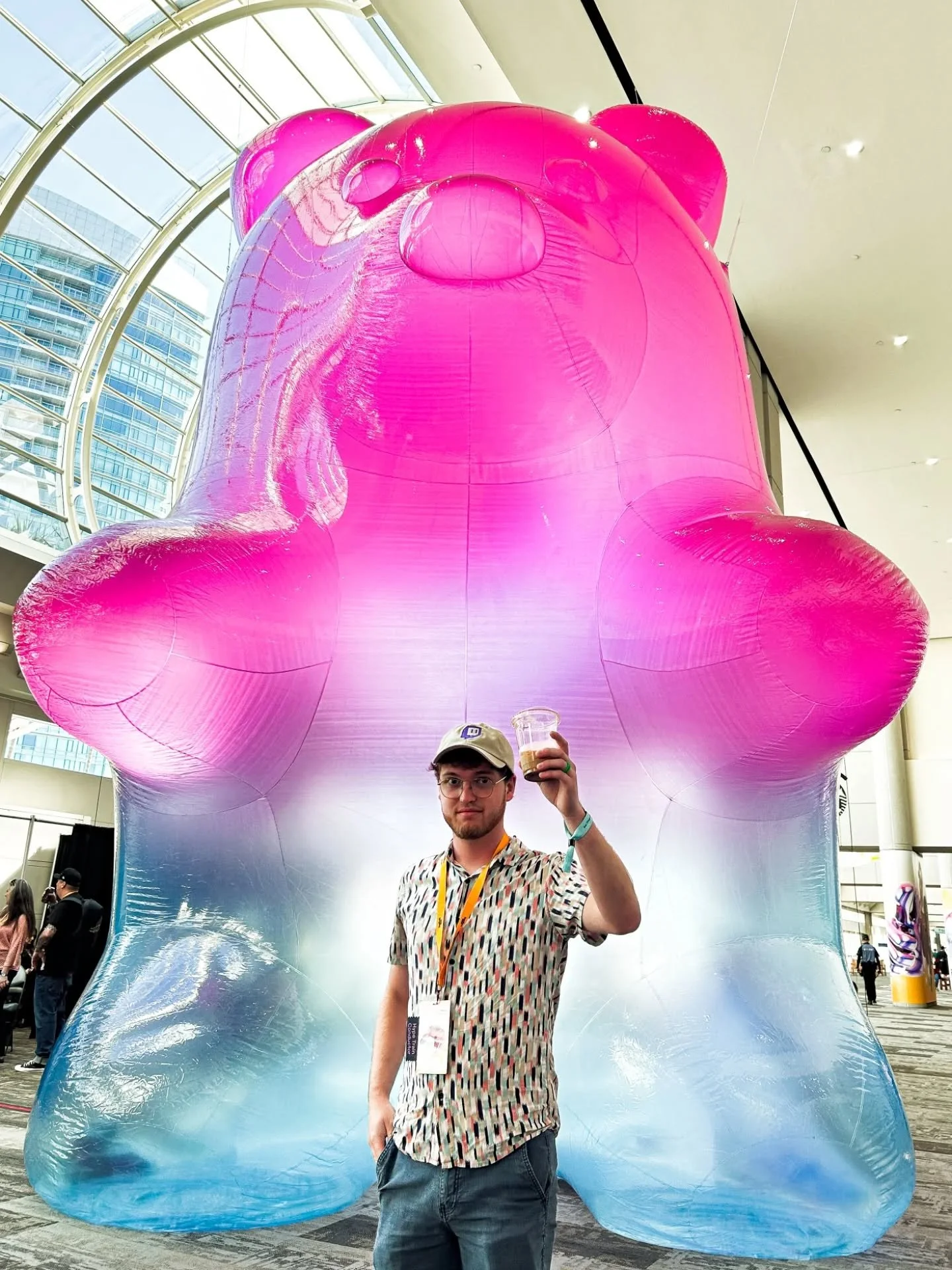 twitchcon 2025 stragglers

streaming again tomorrow. everyone hang out with me there 🌝