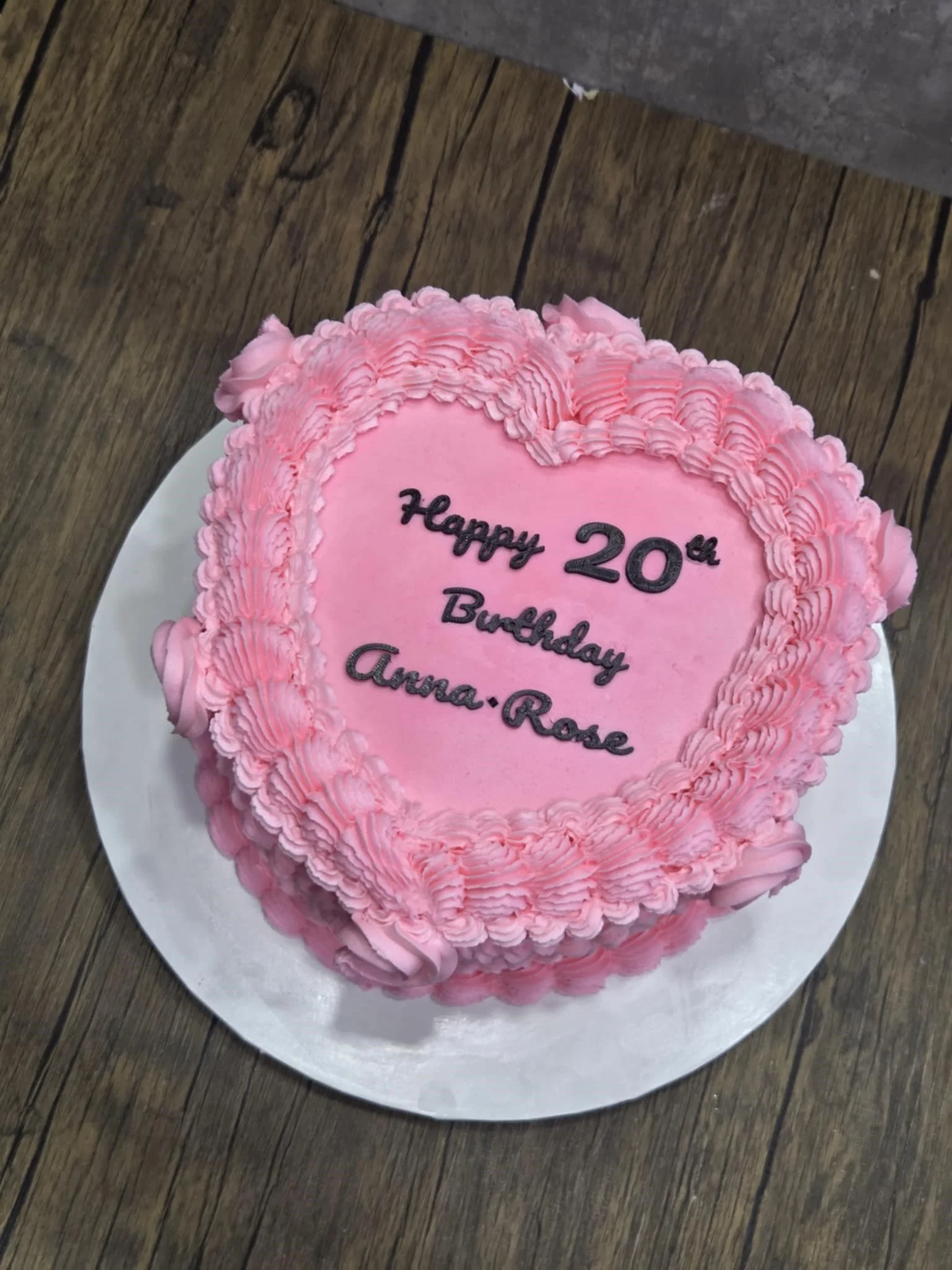 Pink 20th Lambeth cake.jpg