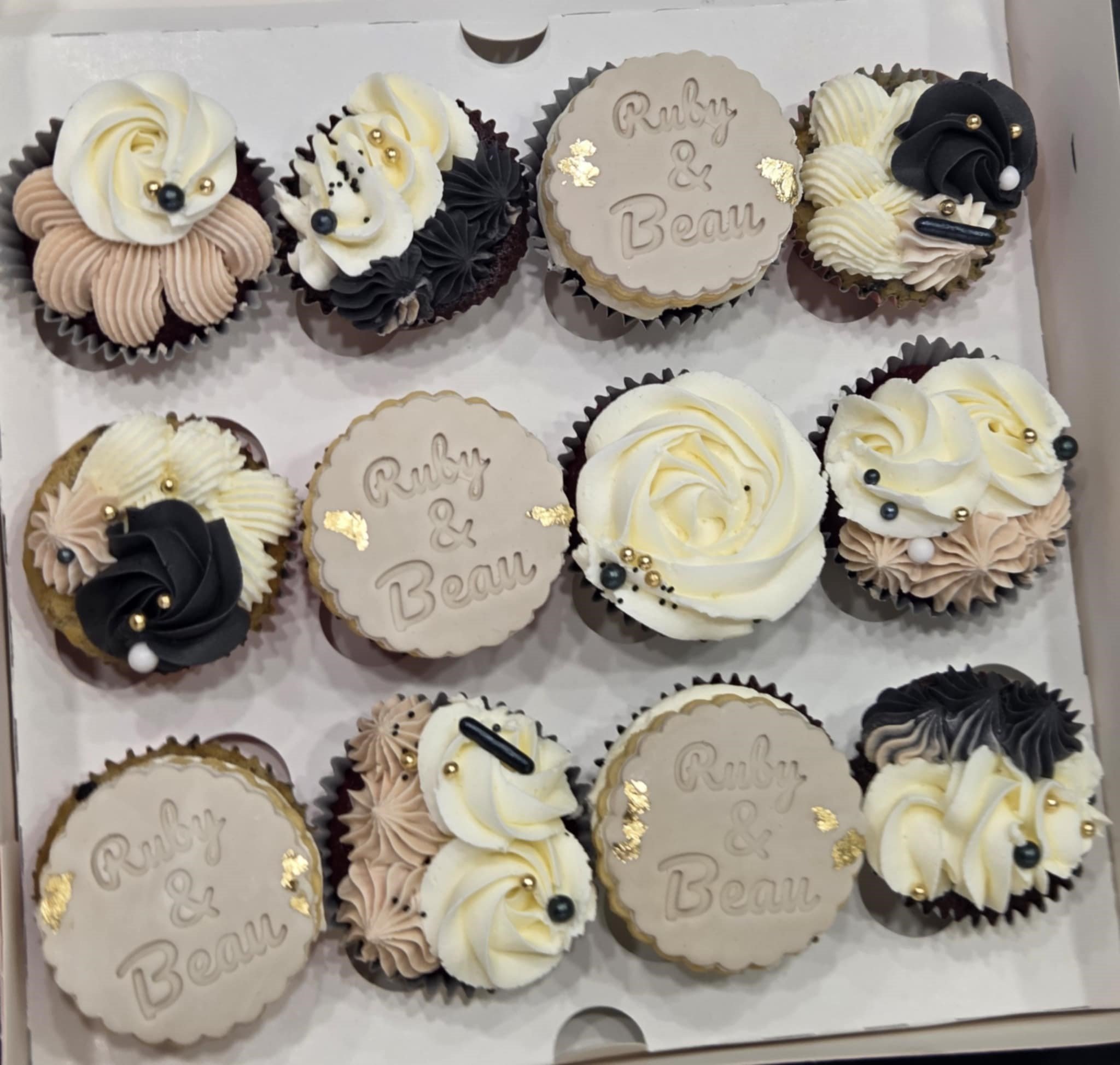 Birthday cupcakes - coffee-cream colours.jpg